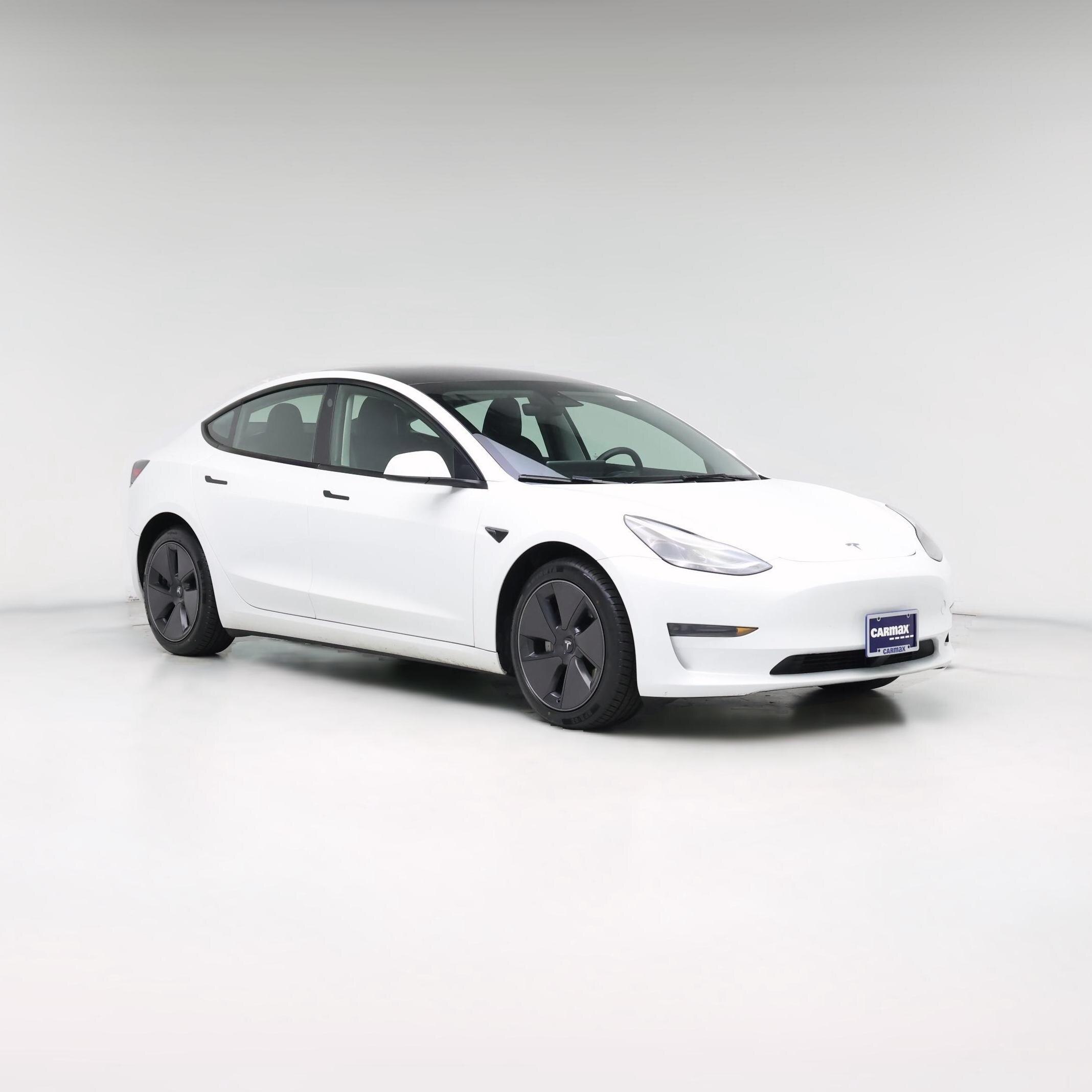Thumbnail: 2023 Tesla Model 3 - 1
