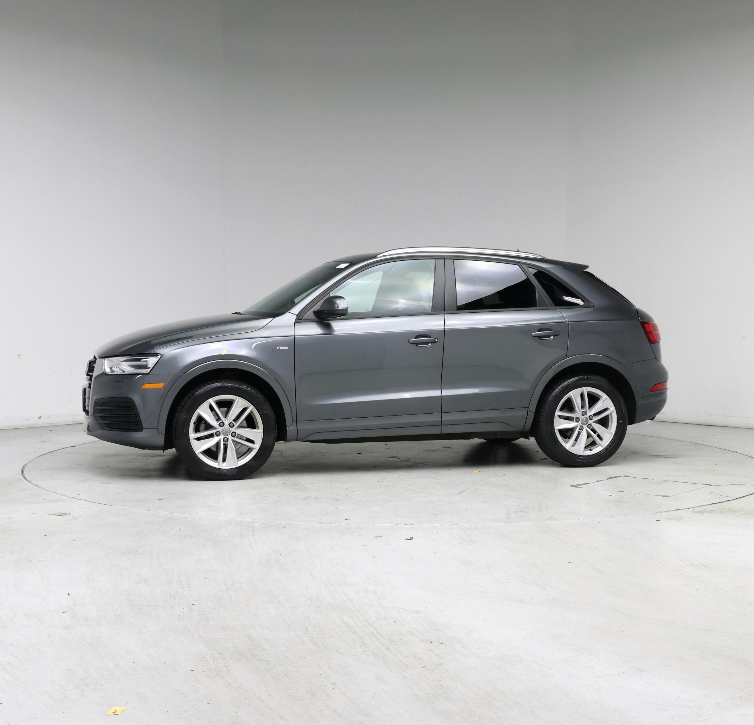 Thumbnail: 2018 Audi Q3 - 3