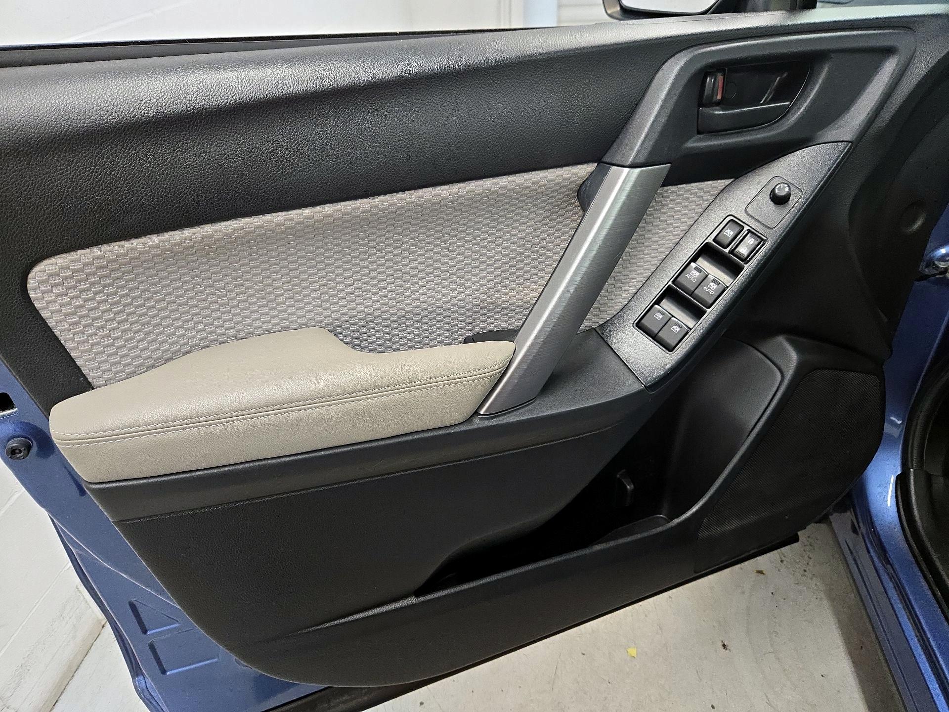 Thumbnail: 2018 Subaru Forester - 12