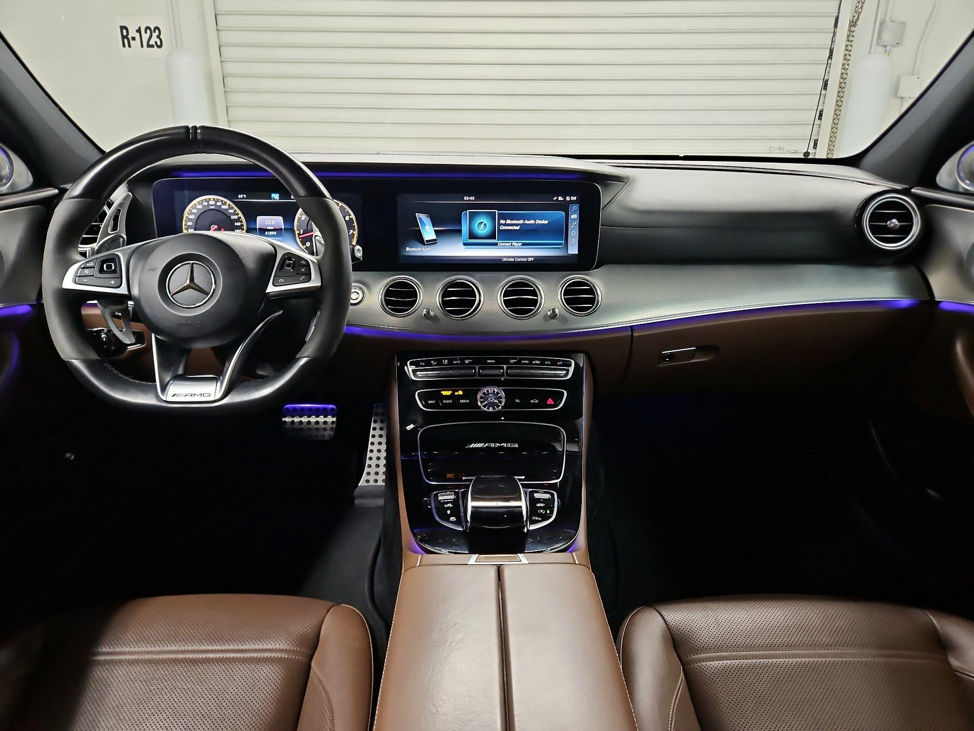 Thumbnail: 2018 Mercedes-Benz E-Class - 9