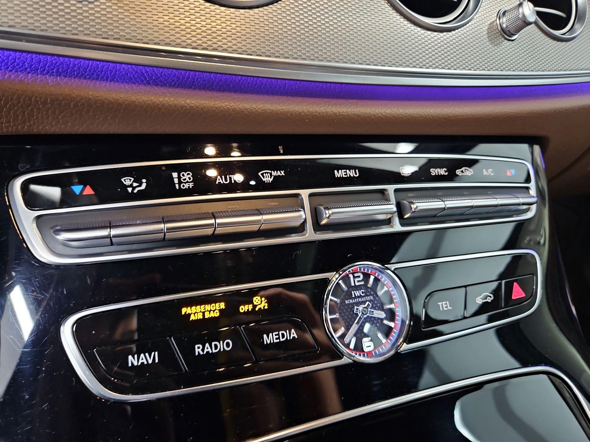 Thumbnail: 2018 Mercedes-Benz E-Class - 17