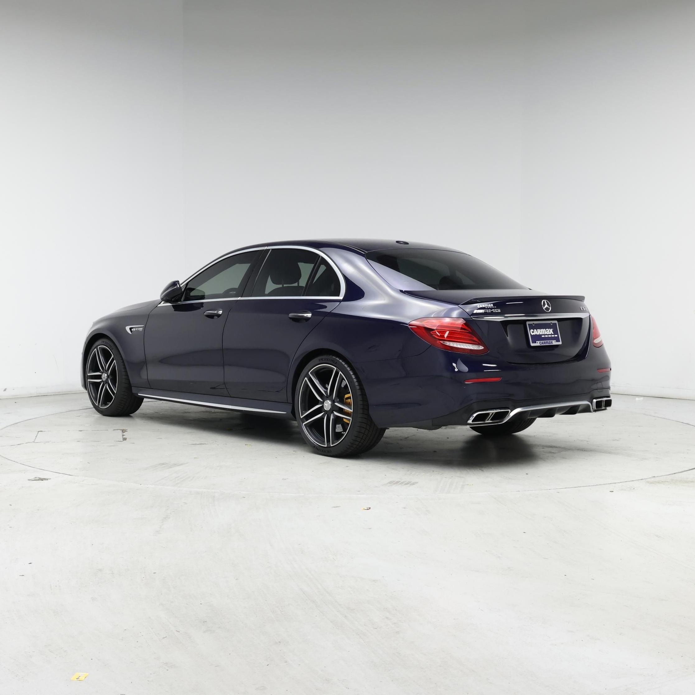 Thumbnail: 2018 Mercedes-Benz E-Class - 2