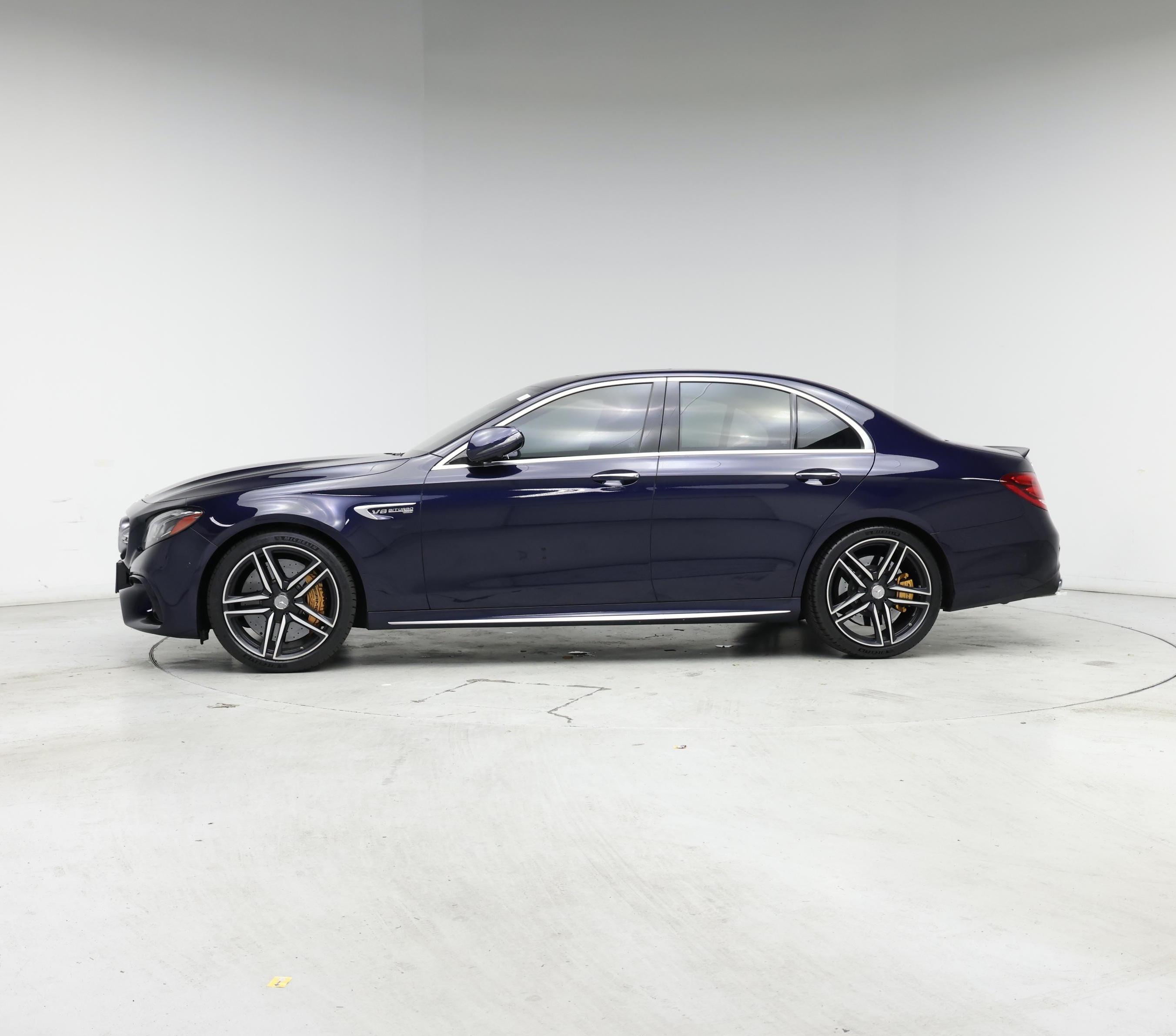 Thumbnail: 2018 Mercedes-Benz E-Class - 3