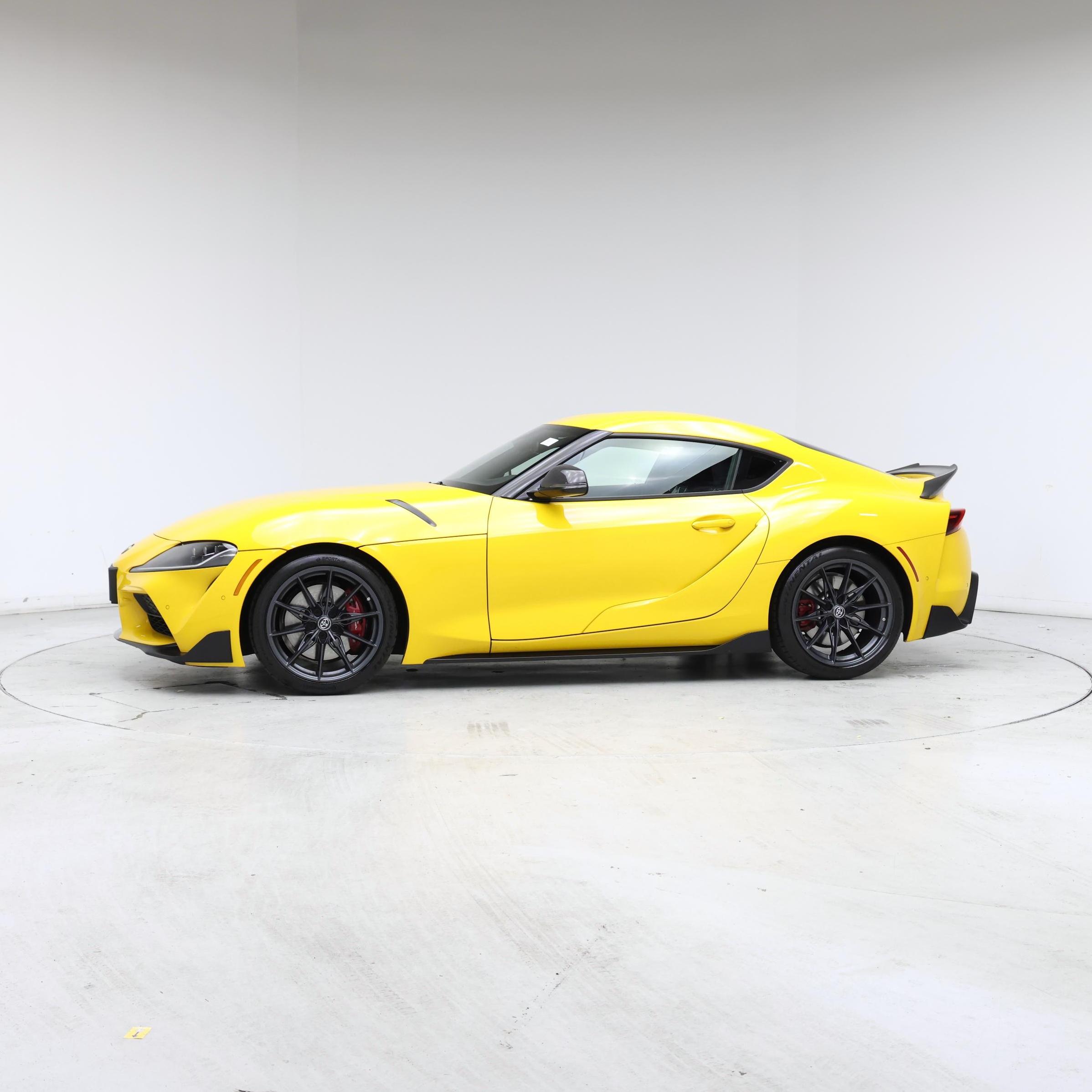 Thumbnail: 2023 Toyota Supra - 3