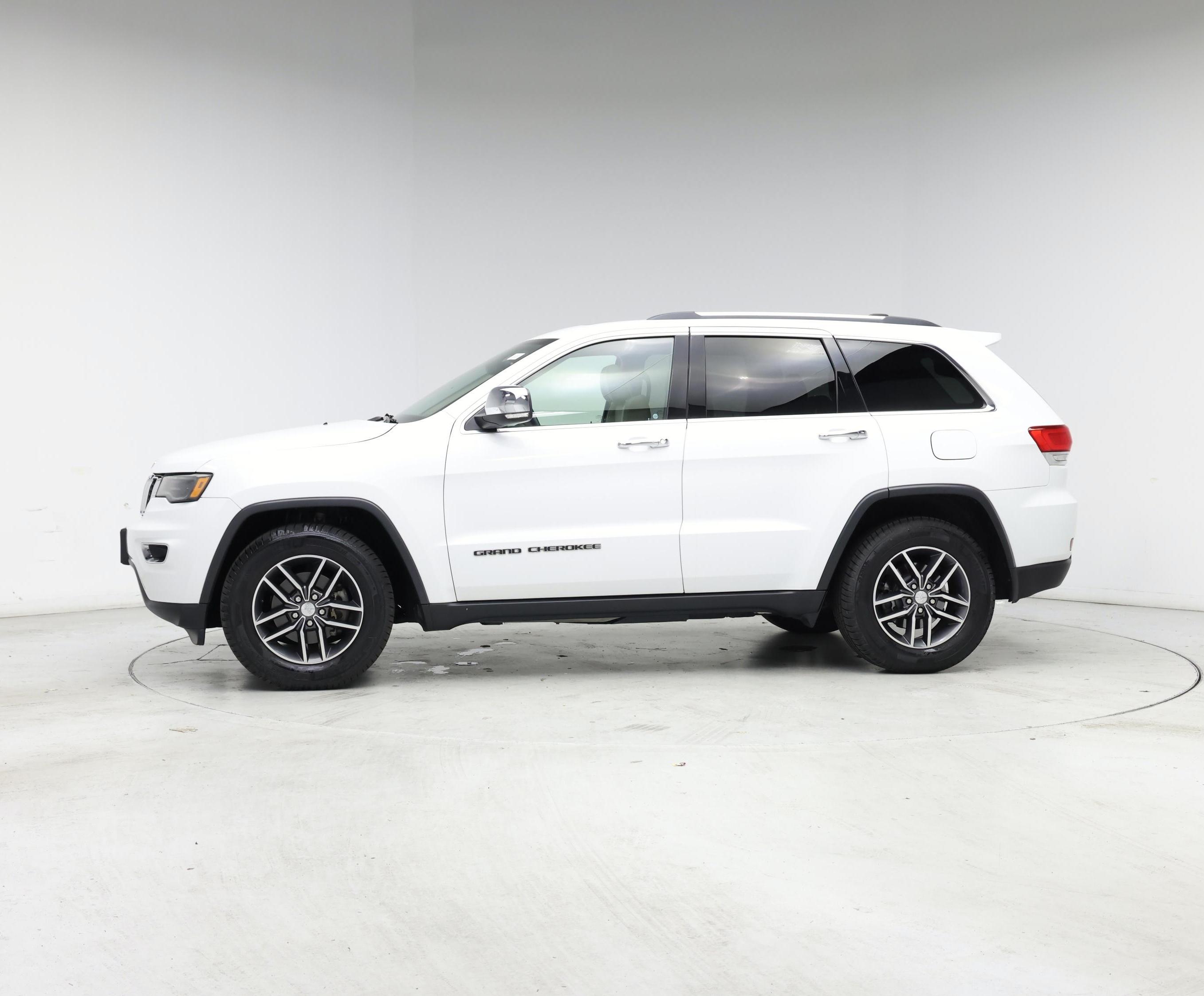 Thumbnail: 2018 Jeep Grand Cherokee - 3