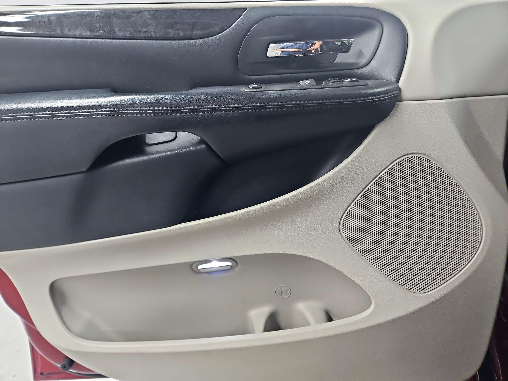 Thumbnail: 2014 Dodge Grand Caravan - 12