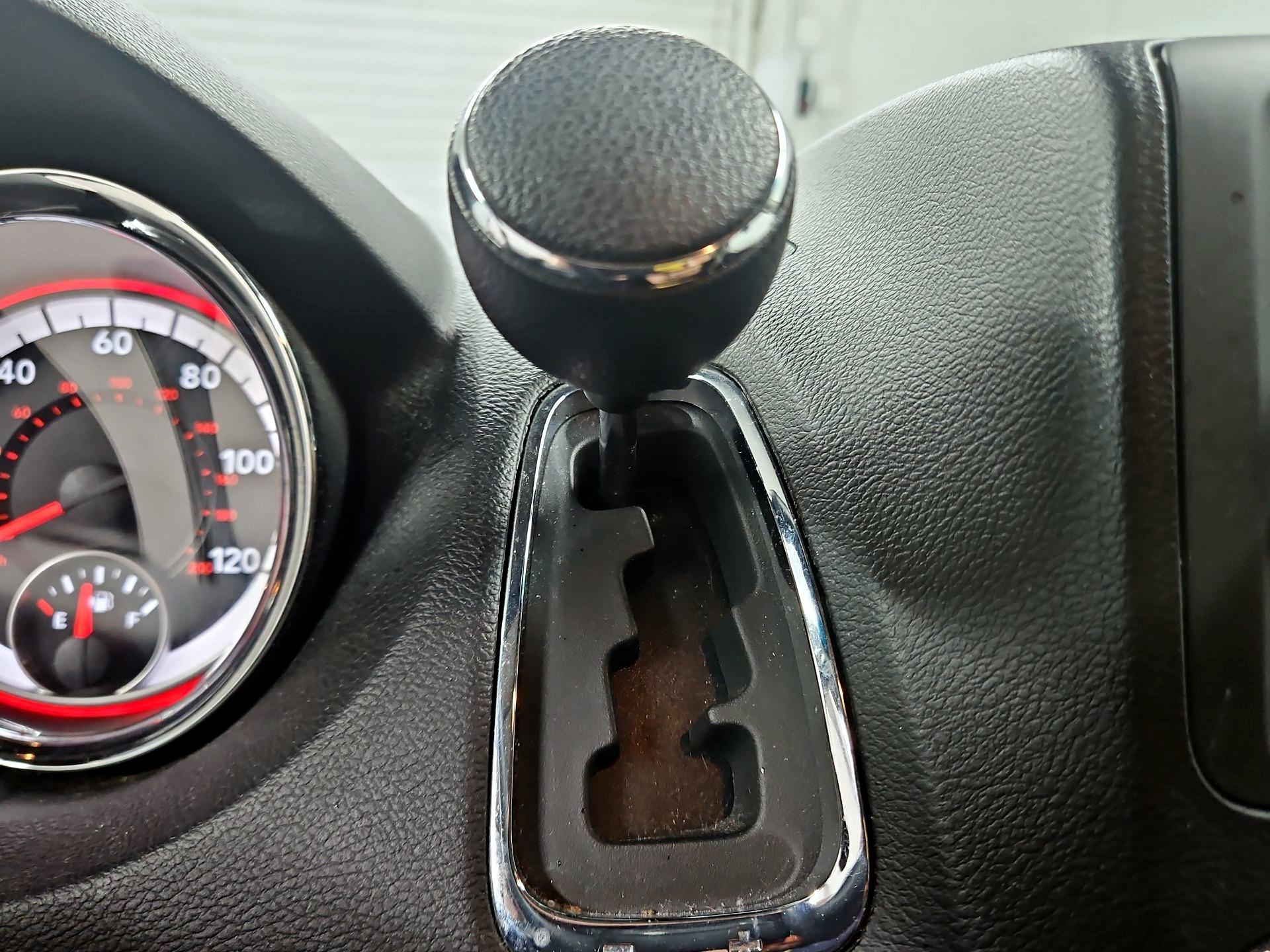 Thumbnail: 2014 Dodge Grand Caravan - 16