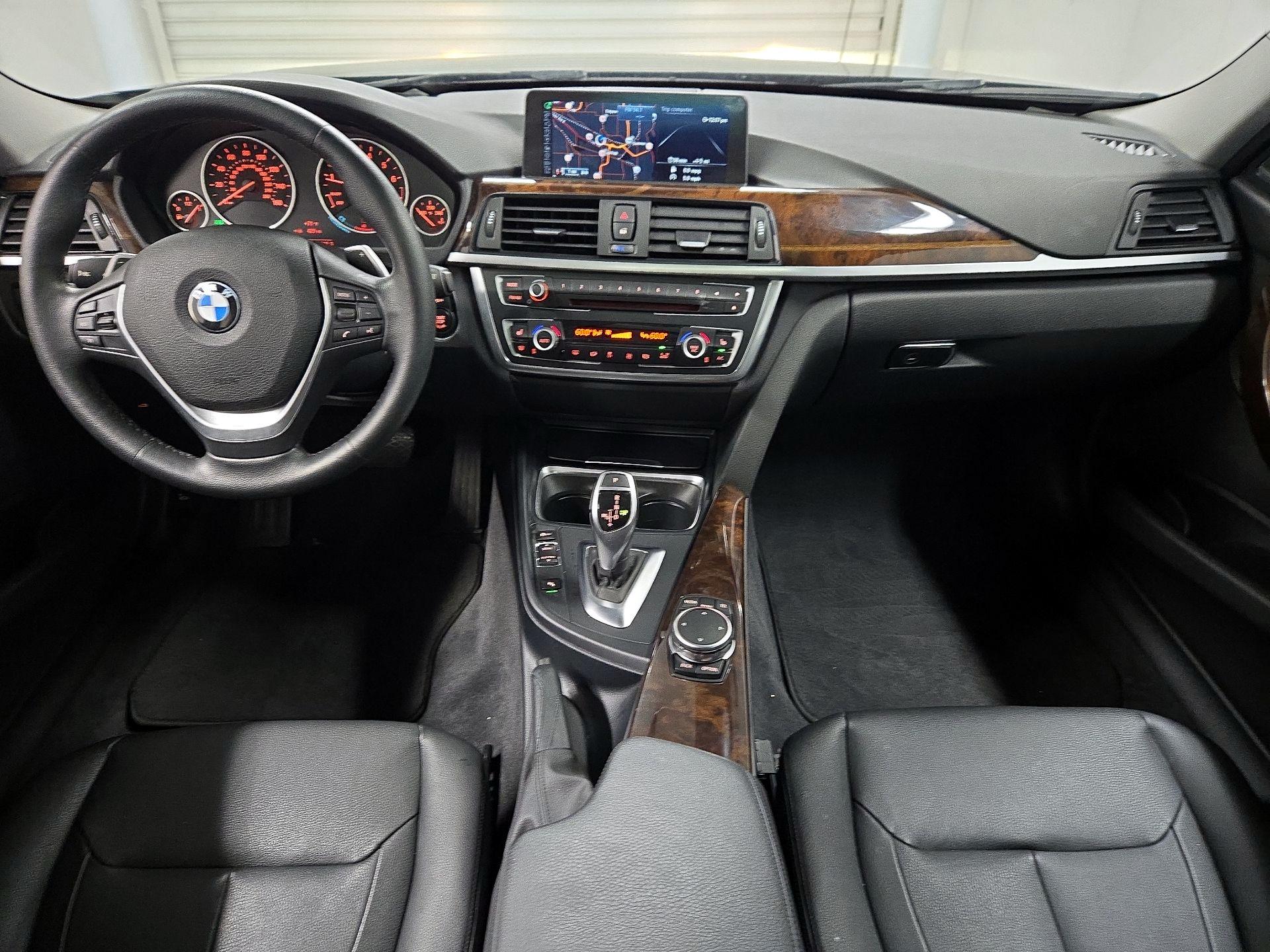 Thumbnail: 2015 BMW 3 Series - 9