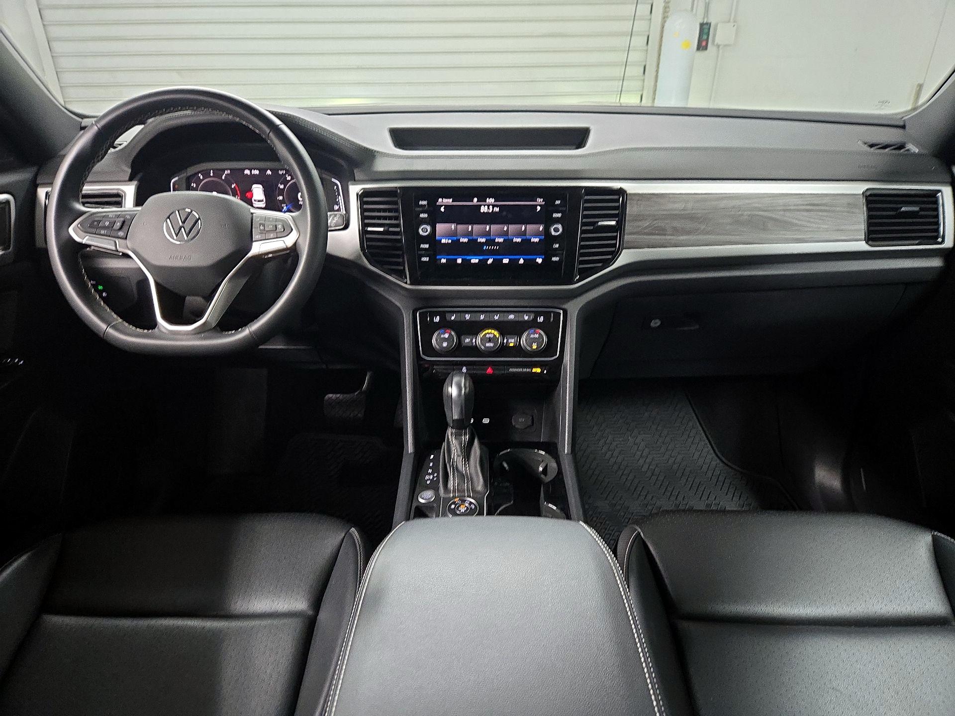 Thumbnail: 2022 Volkswagen Atlas - 9