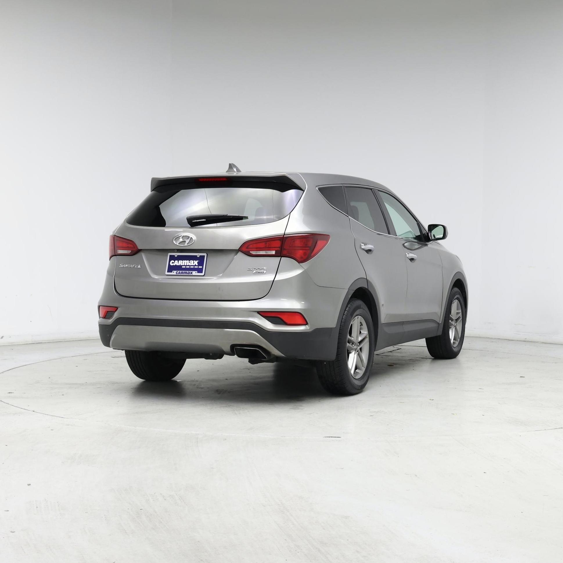 Thumbnail: 2017 Hyundai Santa Fe - 8