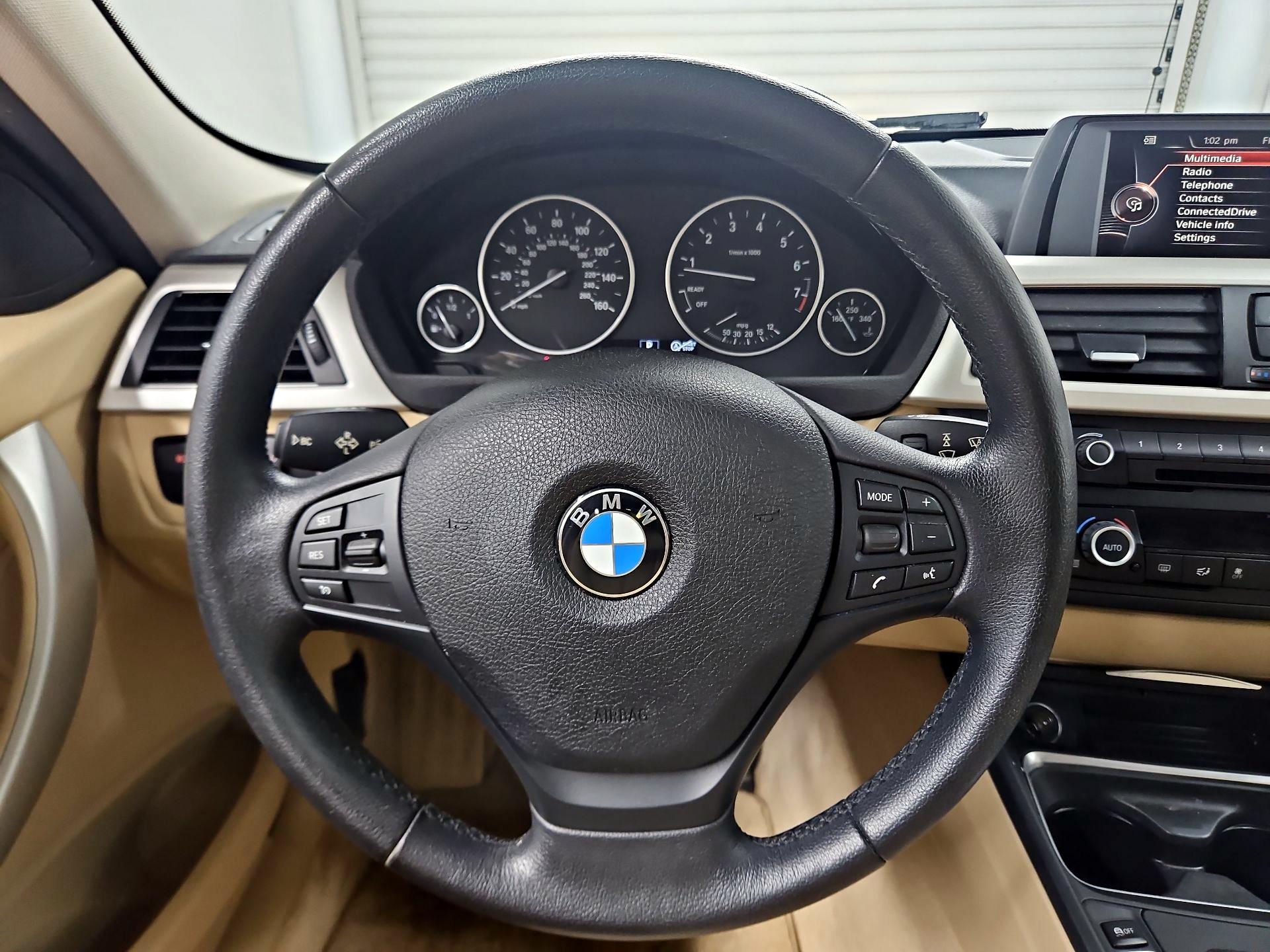 Thumbnail: 2015 BMW 3 Series - 10
