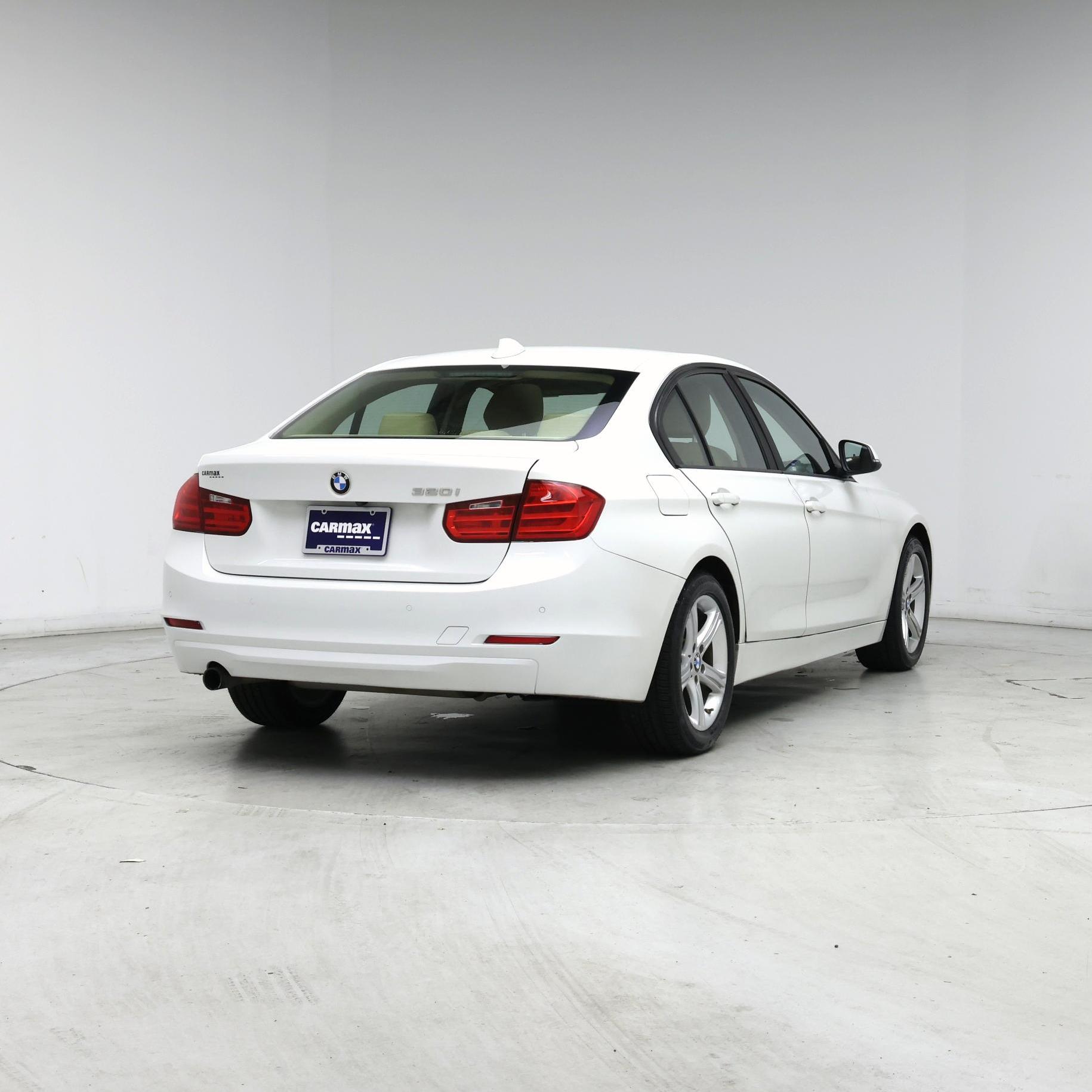 Thumbnail: 2015 BMW 3 Series - 8