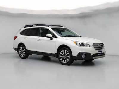White 2017 Subaru Outback 3.6R Limited