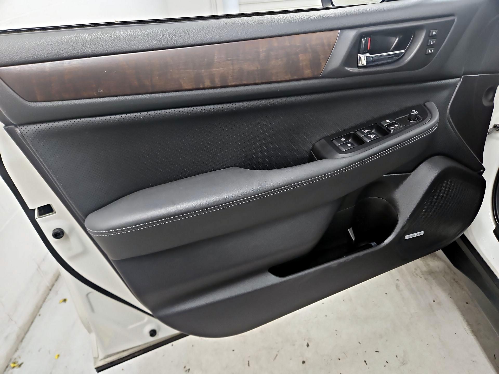 Thumbnail: 2017 Subaru Outback - 12