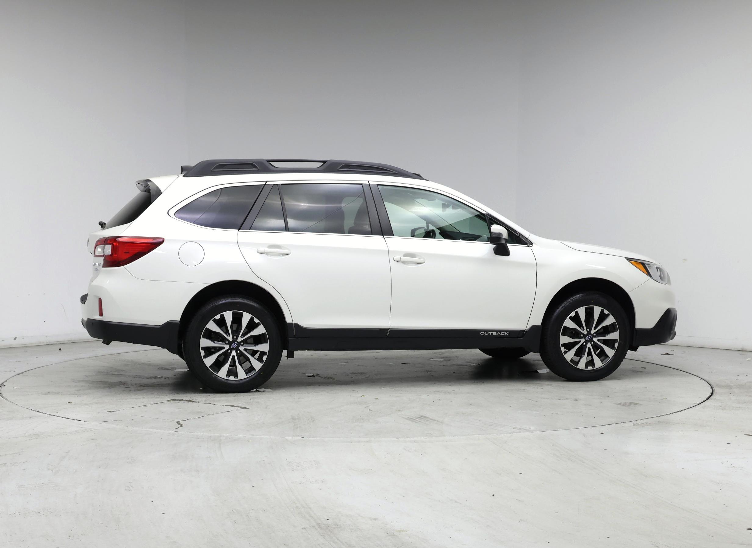 Thumbnail: 2017 Subaru Outback - 7