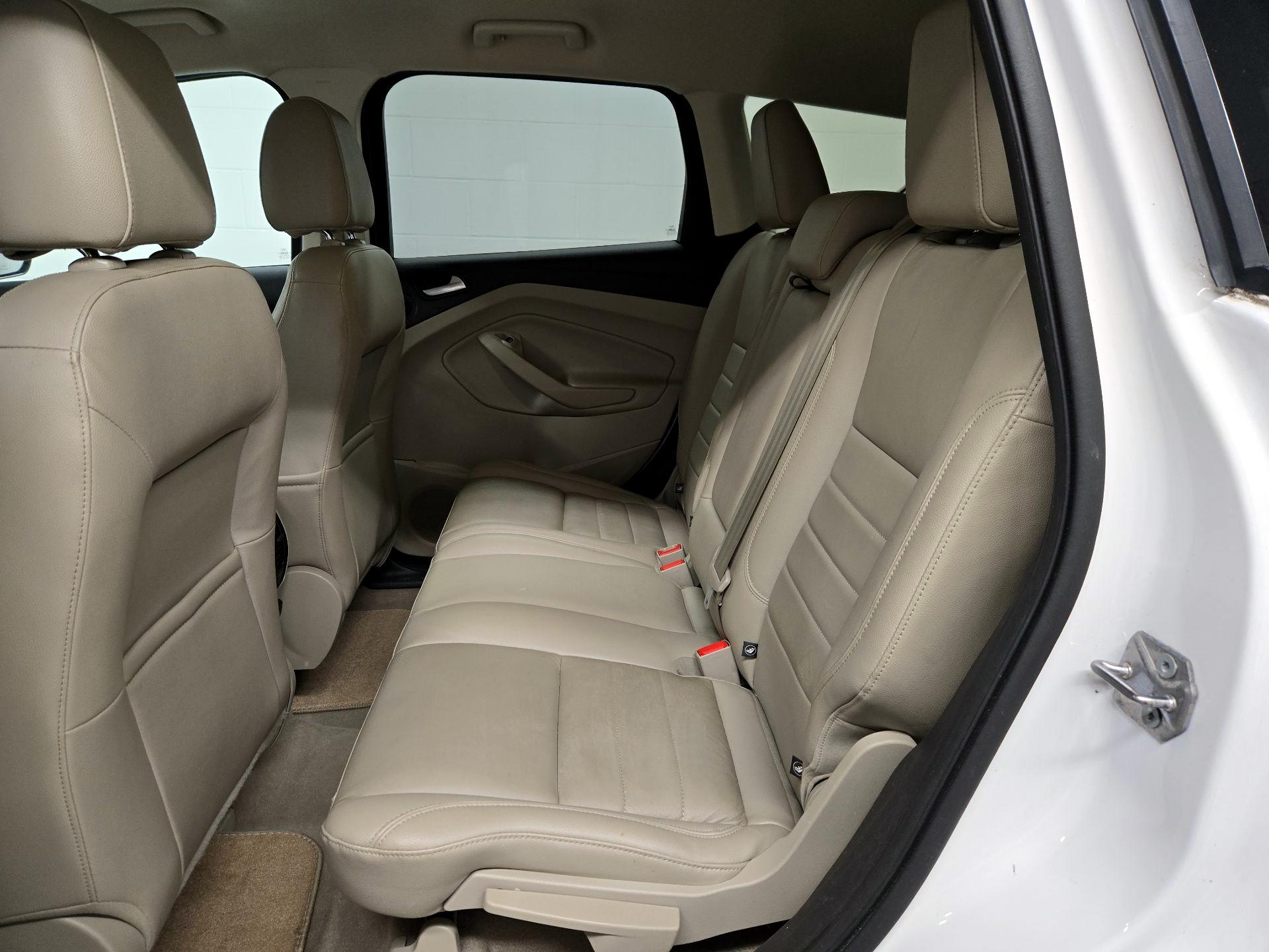 Thumbnail: 2015 Ford Escape - 19