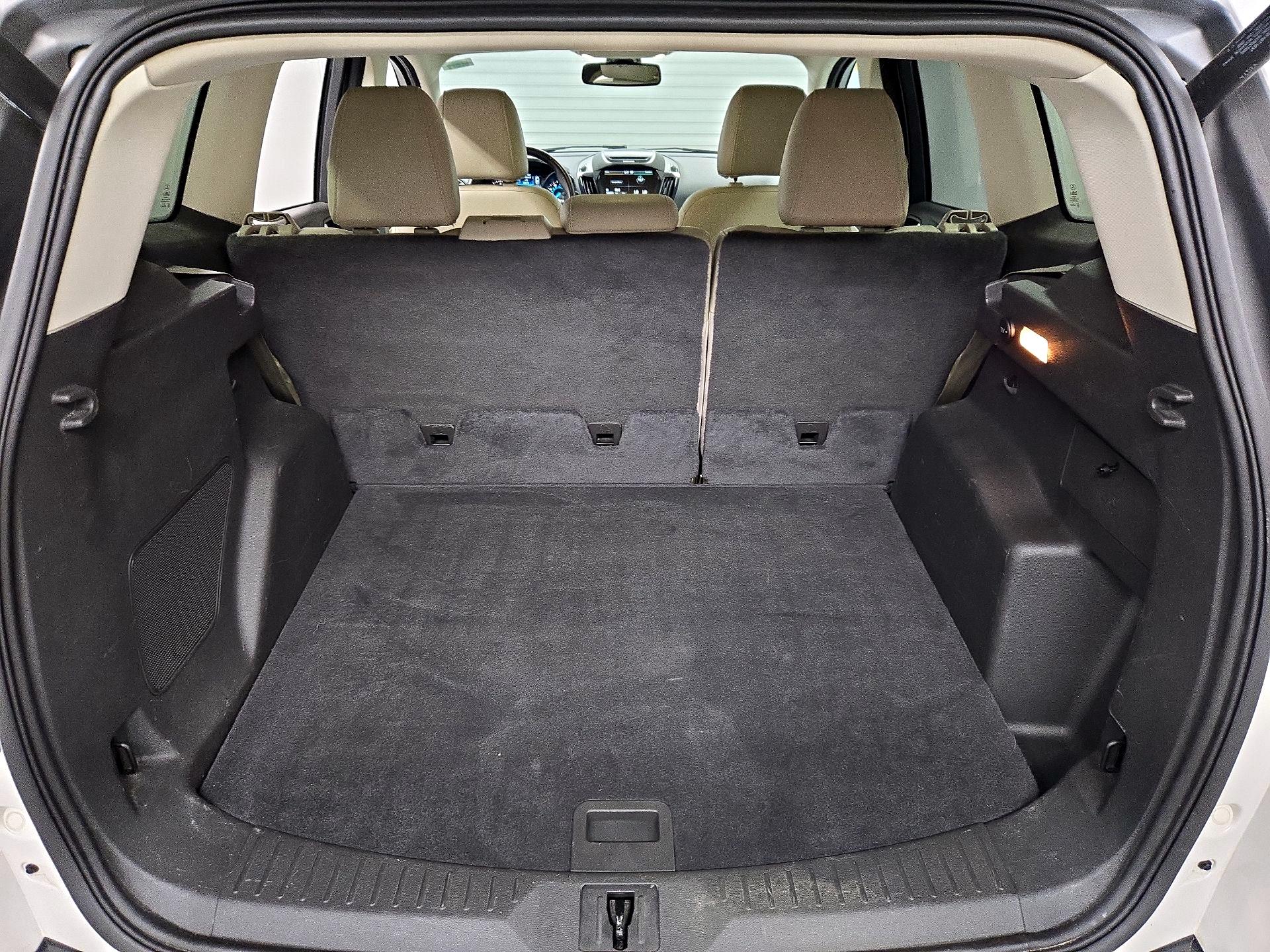 Thumbnail: 2015 Ford Escape - 20