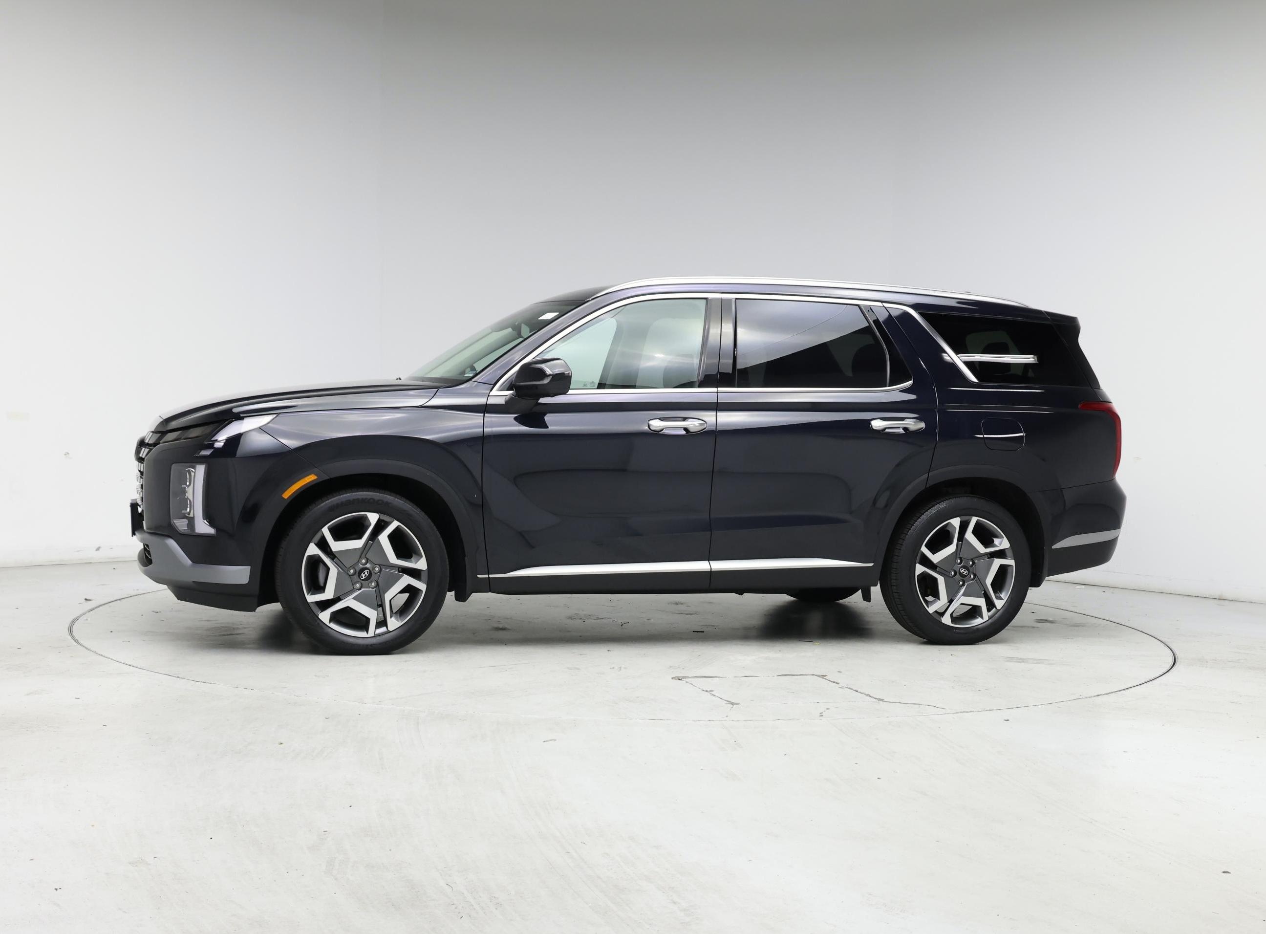 Thumbnail: 2023 Hyundai Palisade - 3