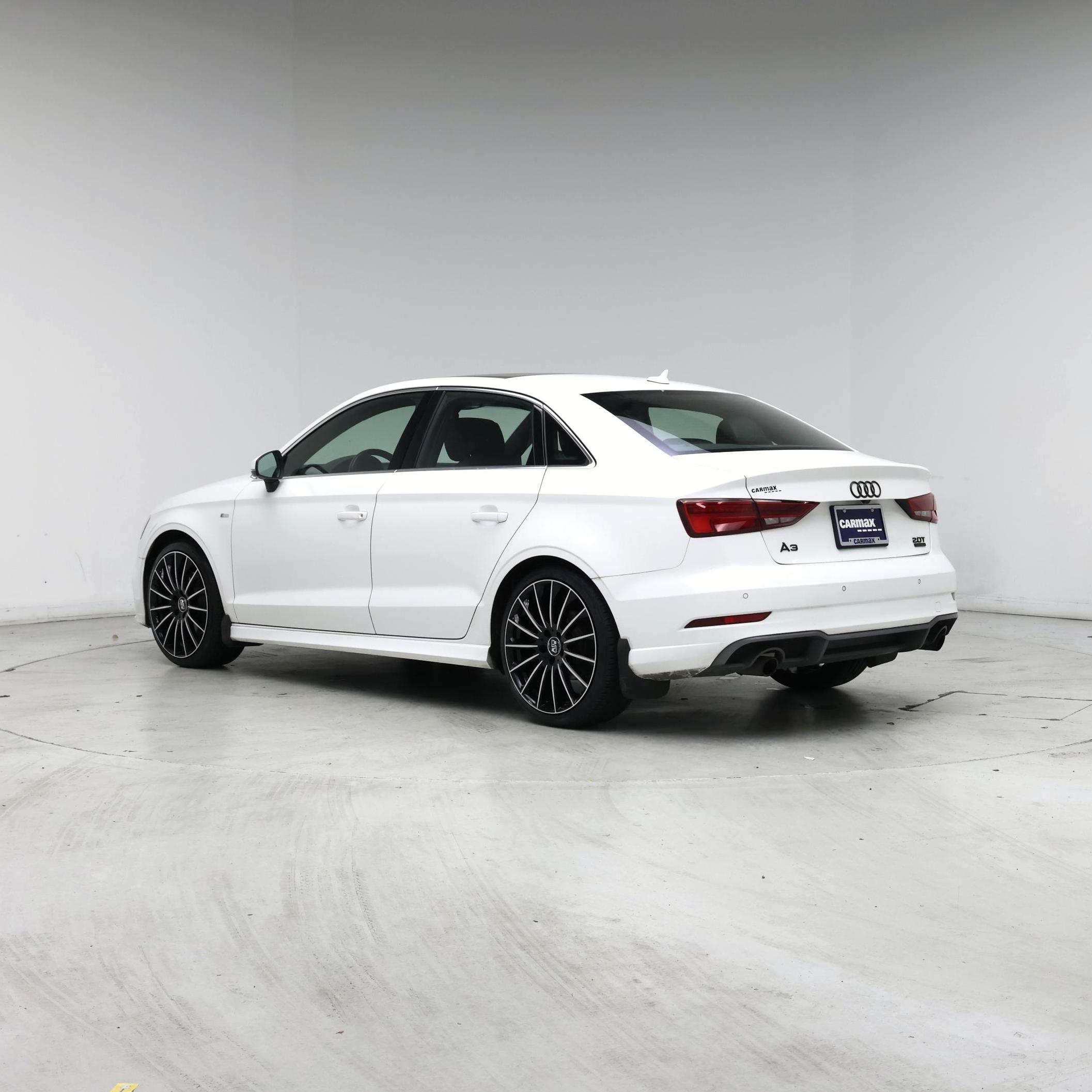 Thumbnail: 2018 Audi A3 - 2