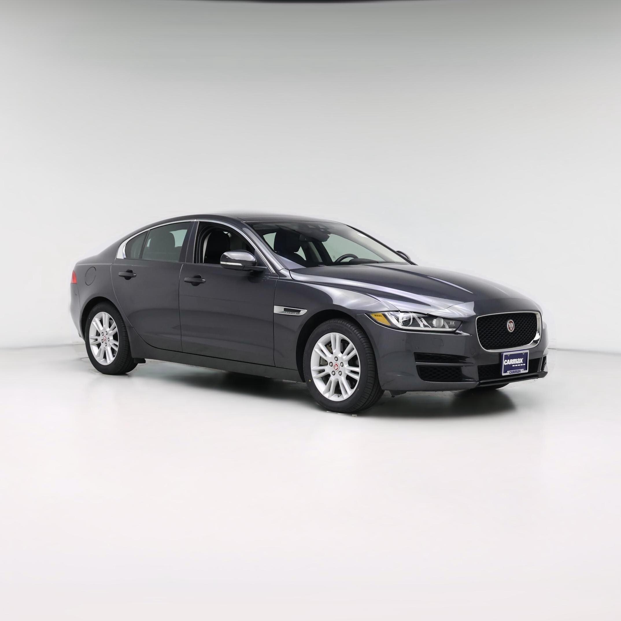 Thumbnail: 2018 Jaguar XE - 1