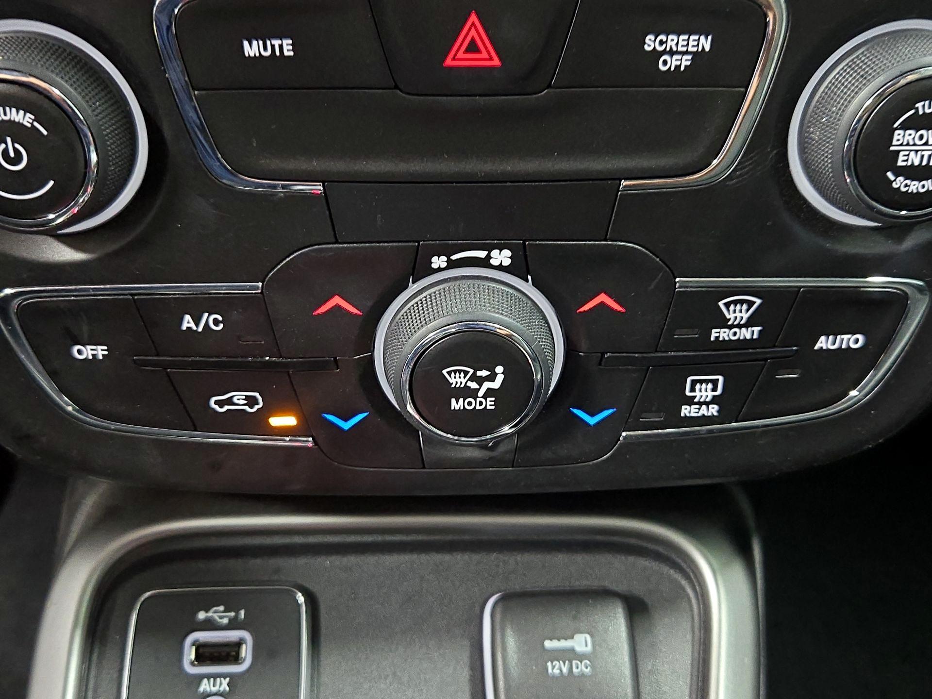Thumbnail: 2021 Jeep Compass - 16