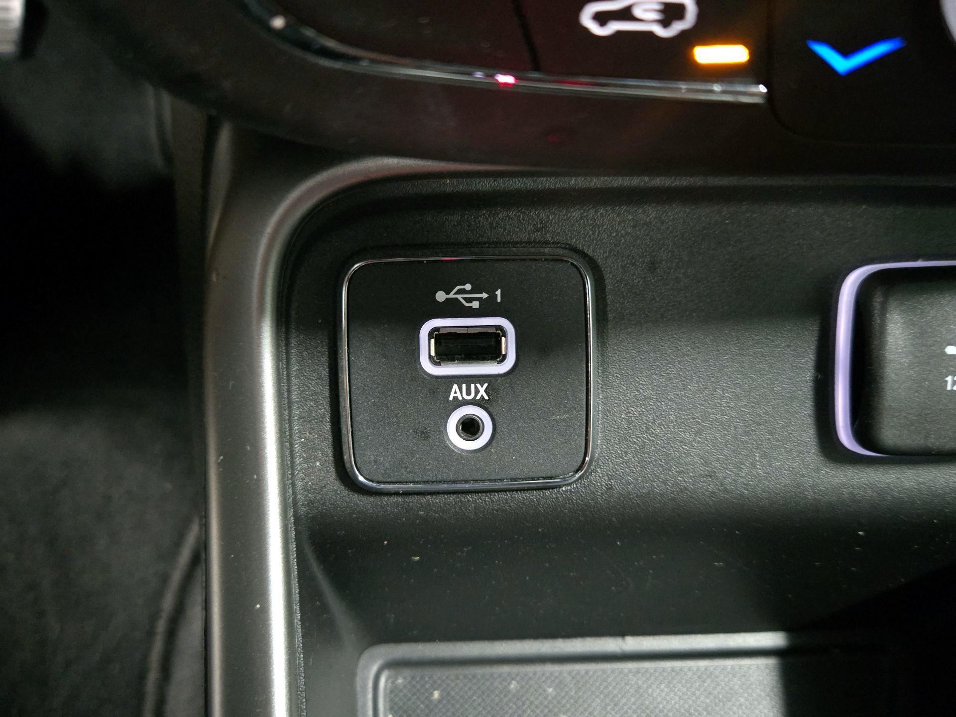 Thumbnail: 2021 Jeep Compass - 18