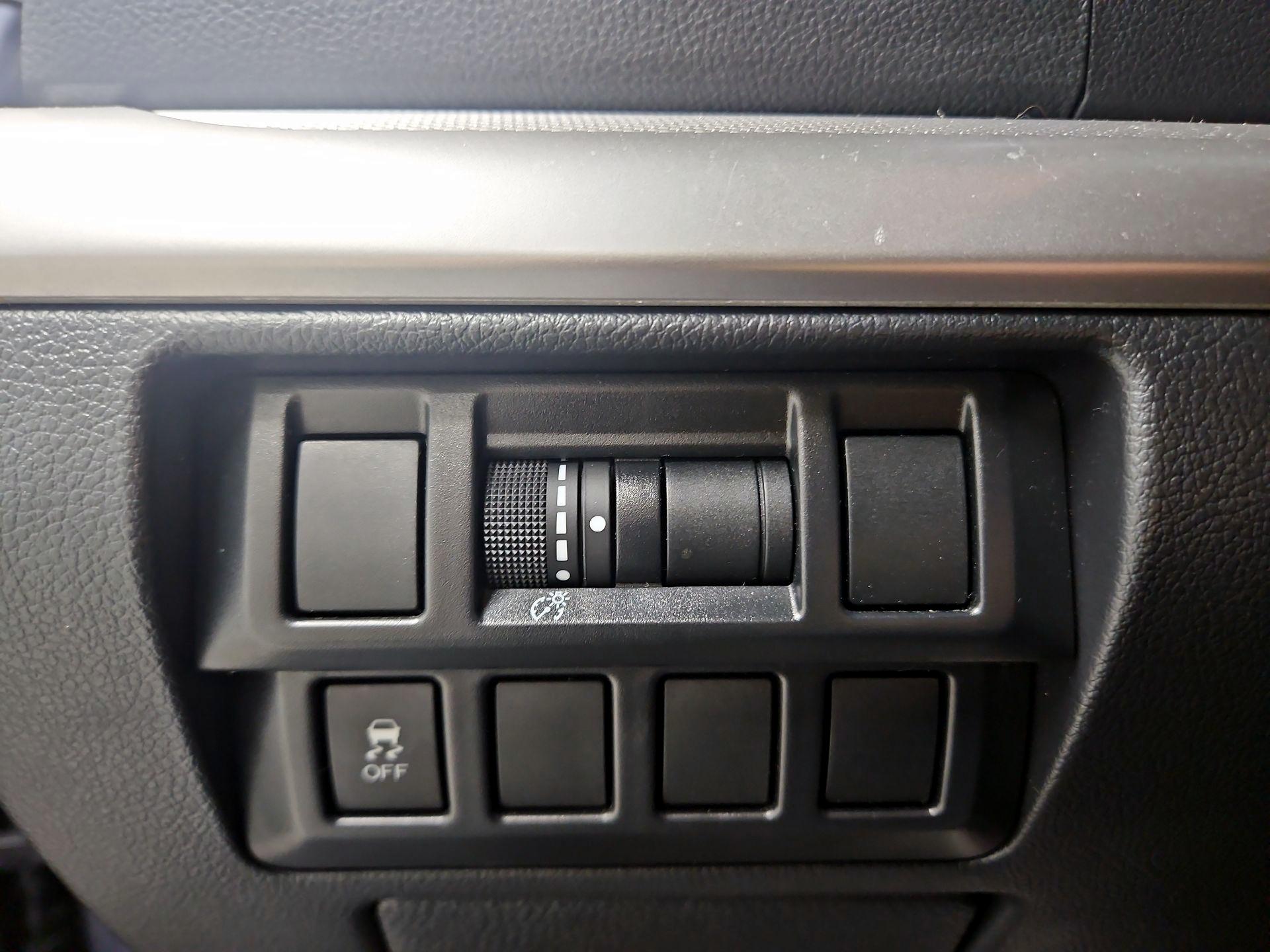 Thumbnail: 2015 Subaru Outback - 13