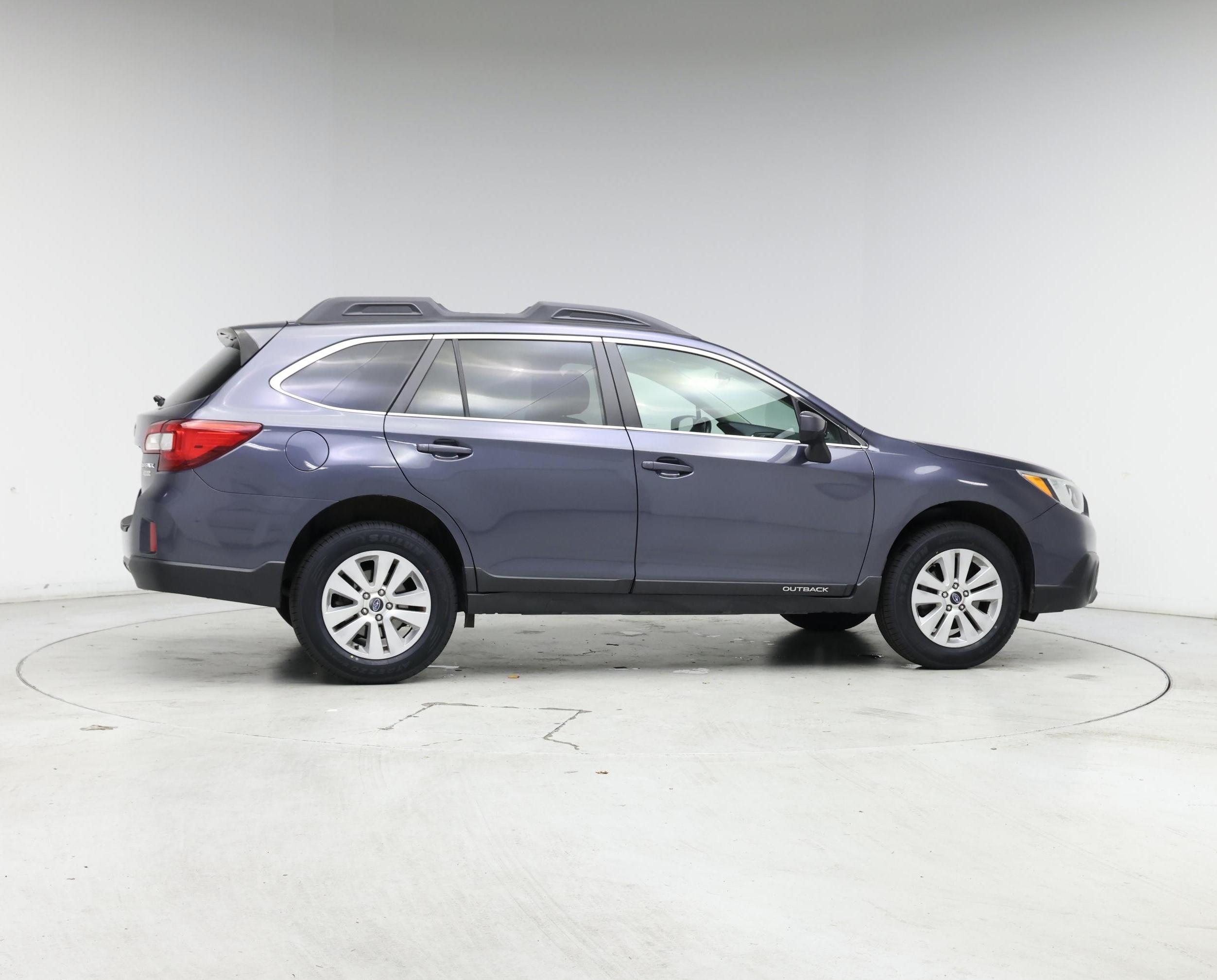 Thumbnail: 2015 Subaru Outback - 7