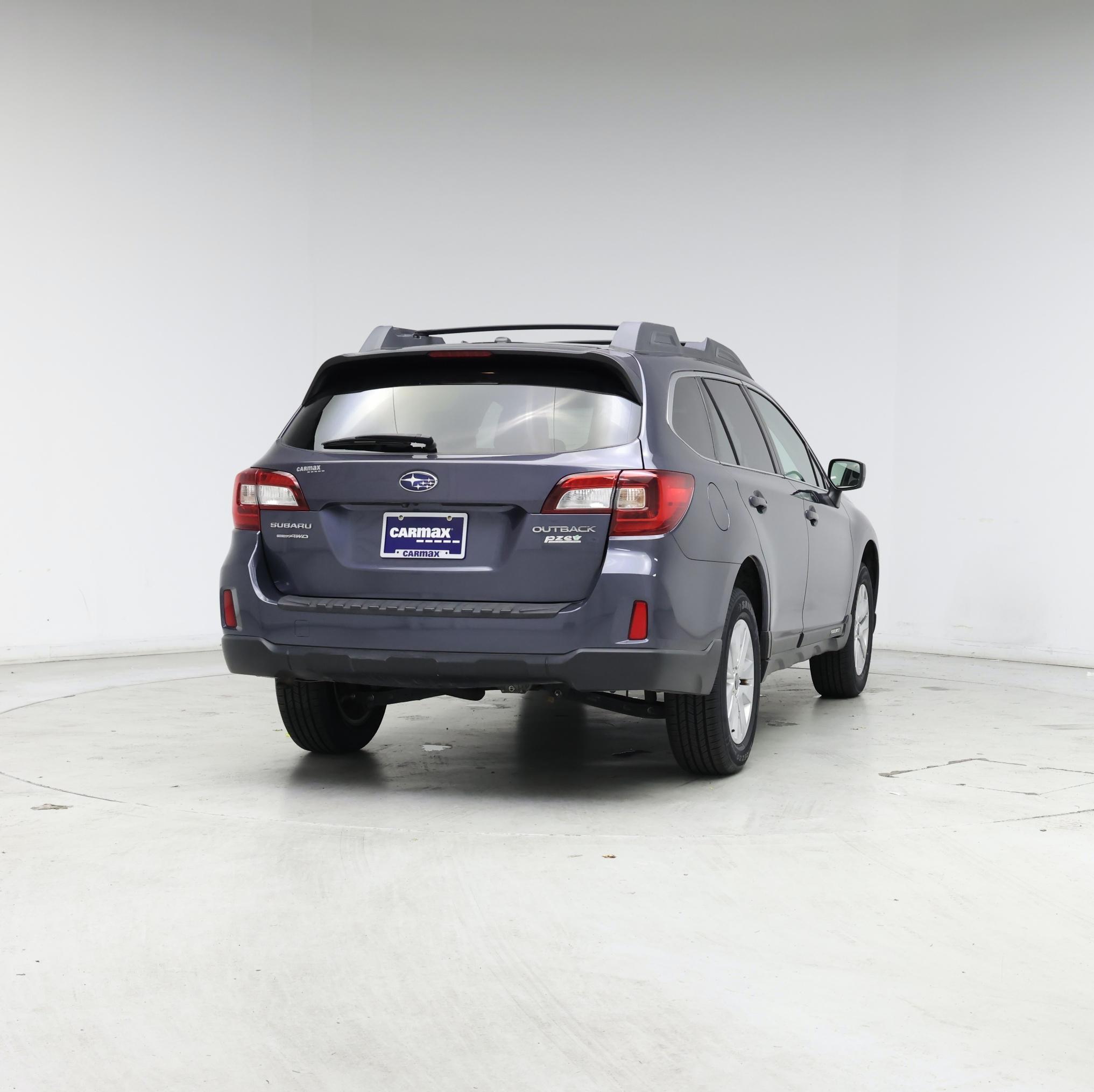 Thumbnail: 2015 Subaru Outback - 8