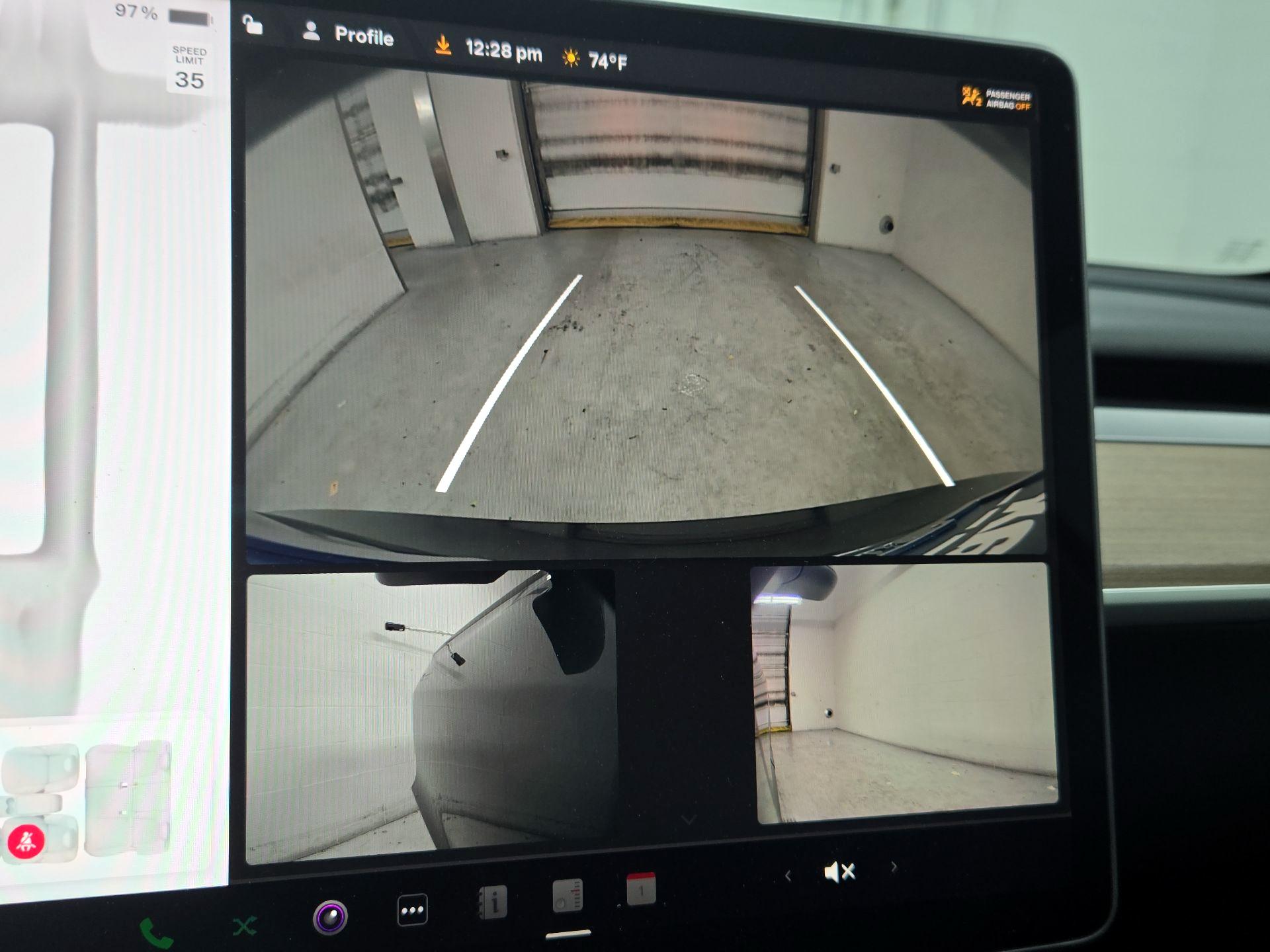 Thumbnail: 2023 Tesla Model 3 - 14