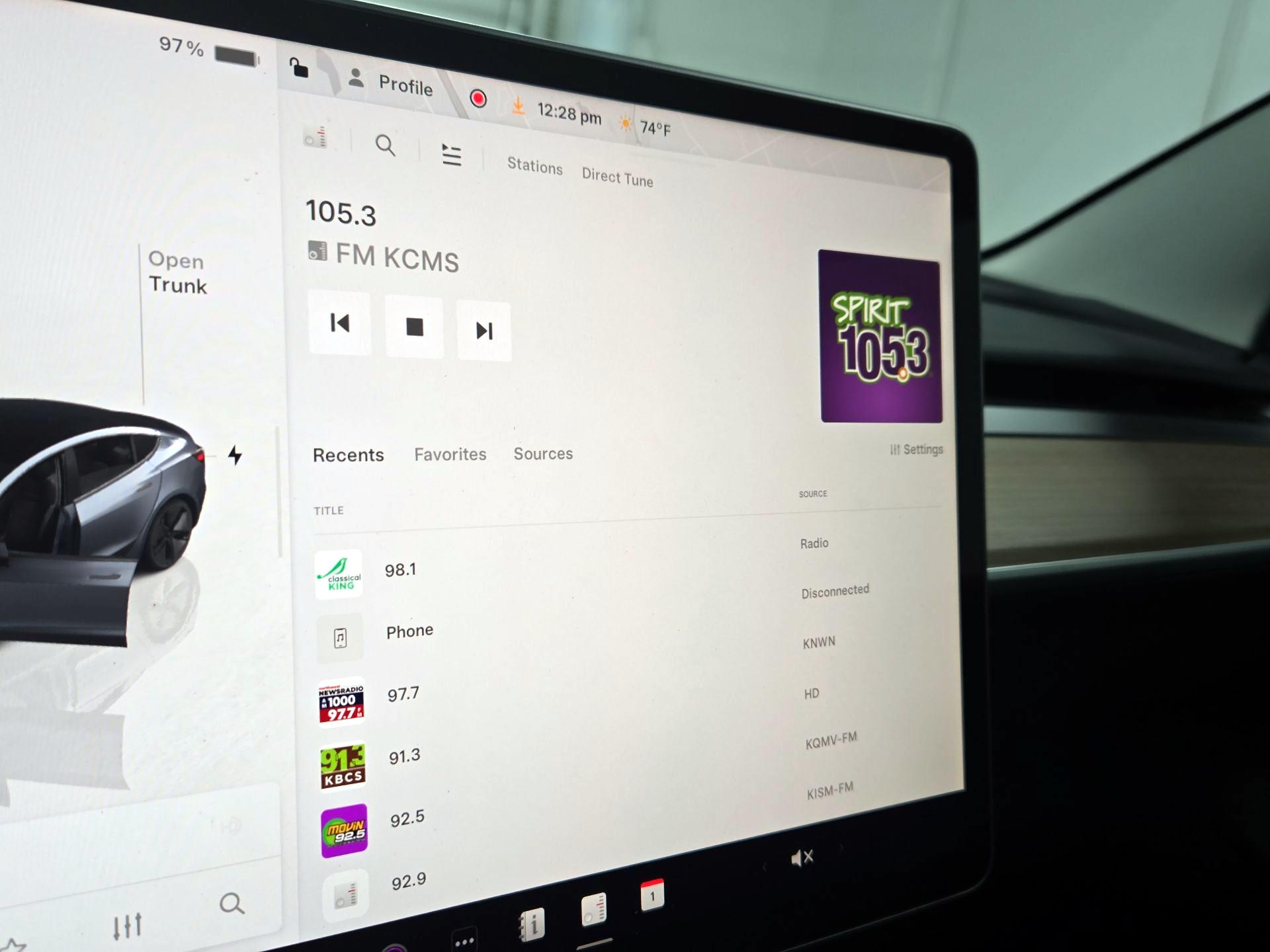 Thumbnail: 2023 Tesla Model 3 - 15