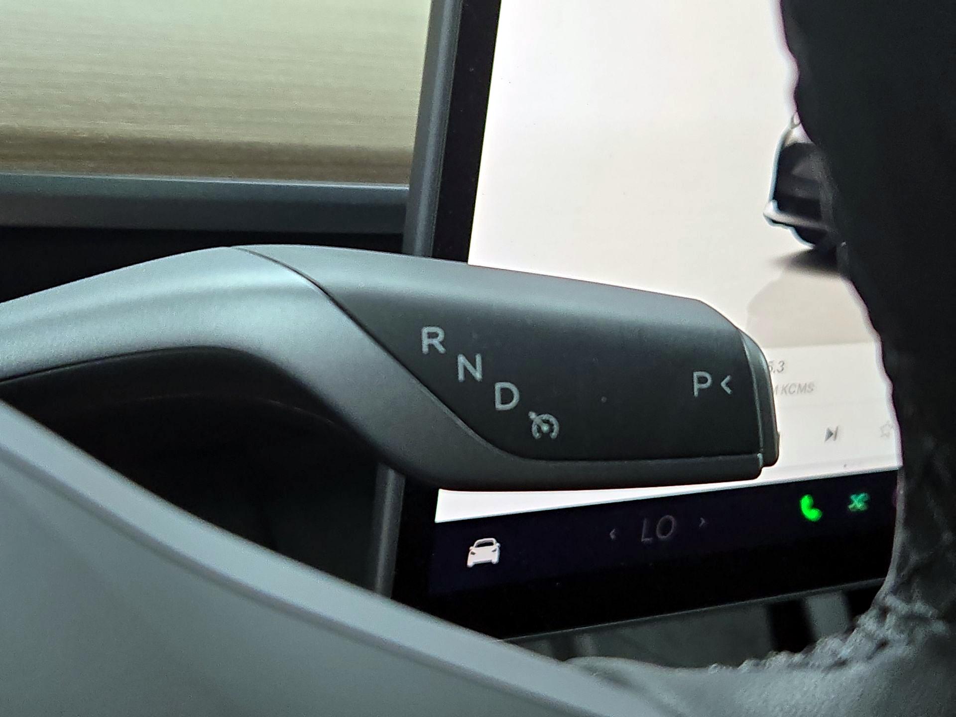Thumbnail: 2023 Tesla Model 3 - 17
