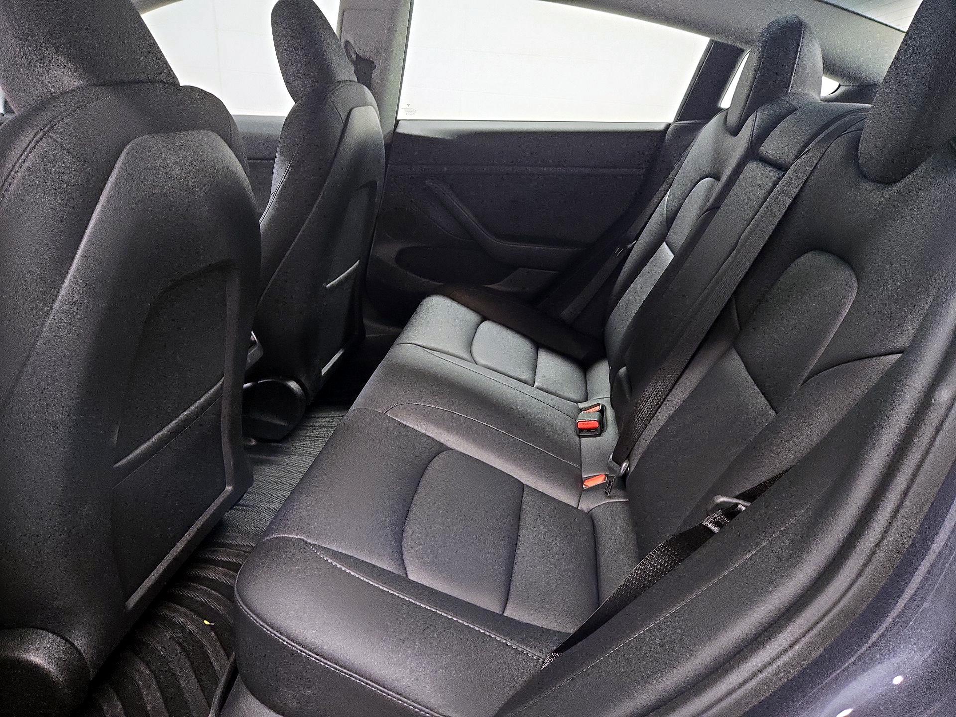 Thumbnail: 2023 Tesla Model 3 - 19
