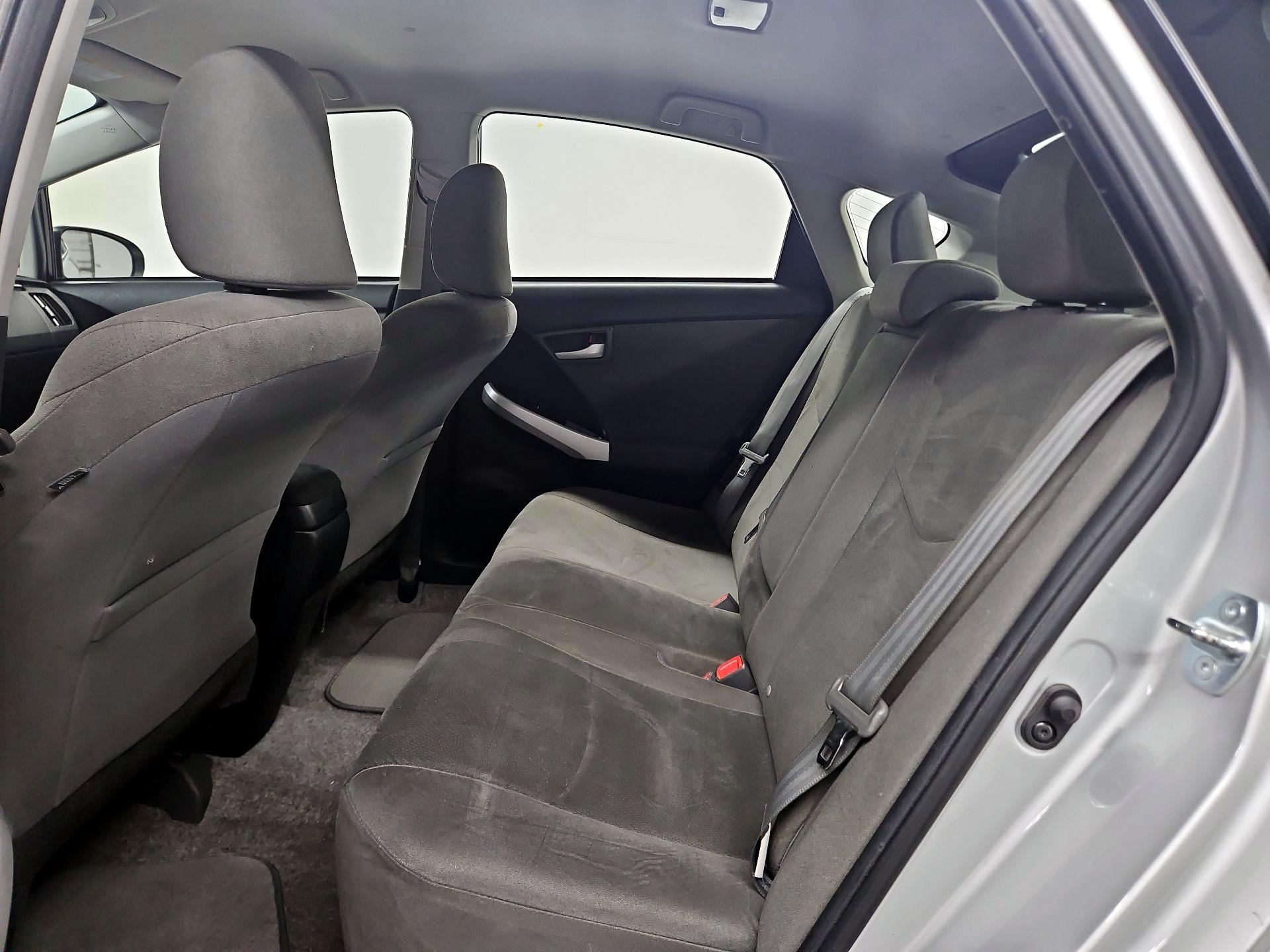 Thumbnail: 2014 Toyota Prius - 18
