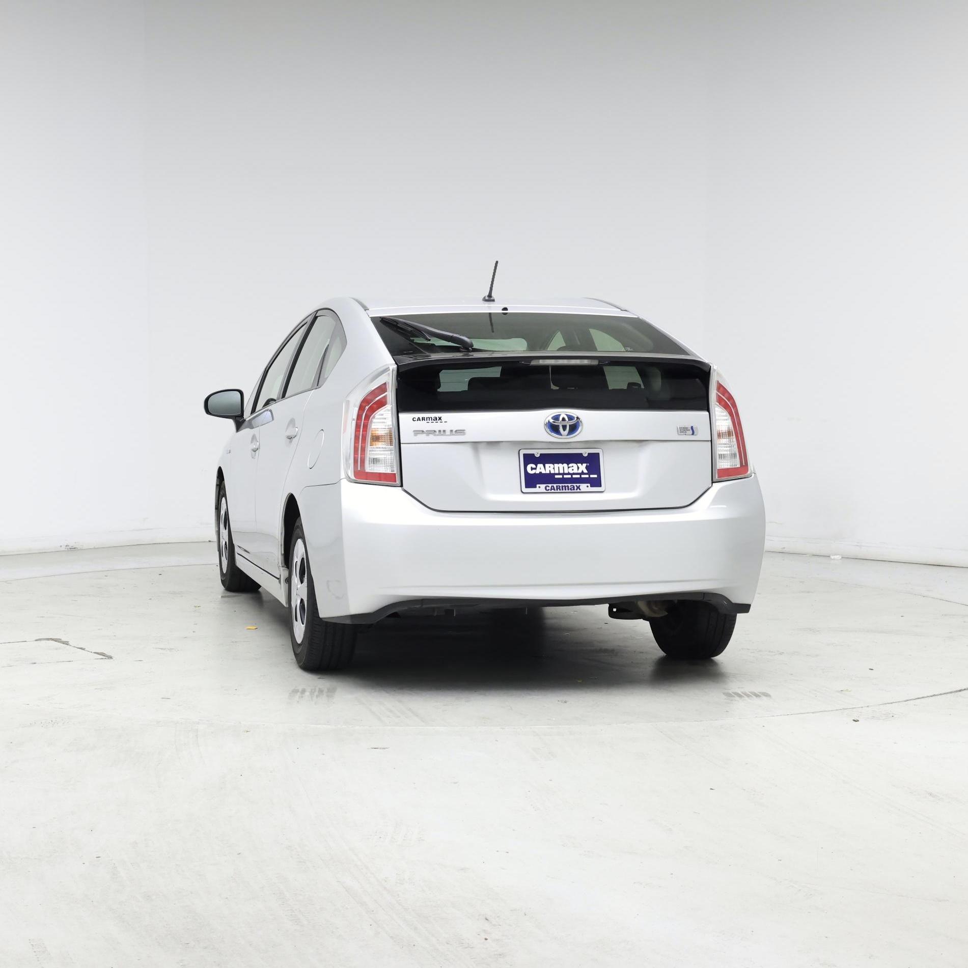 Thumbnail: 2014 Toyota Prius - 6