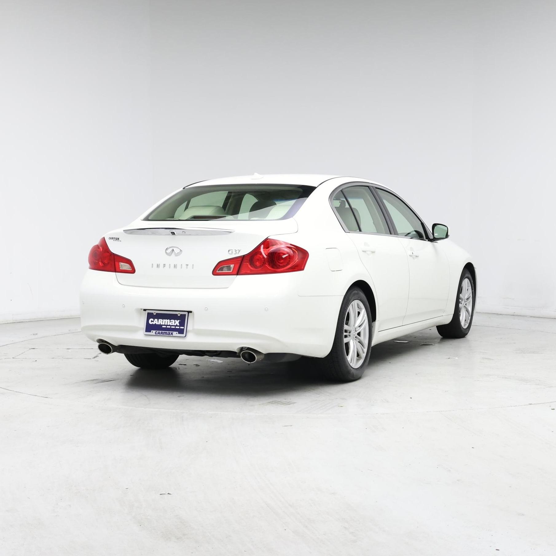 Thumbnail: 2013 INFINITI G37 - 8