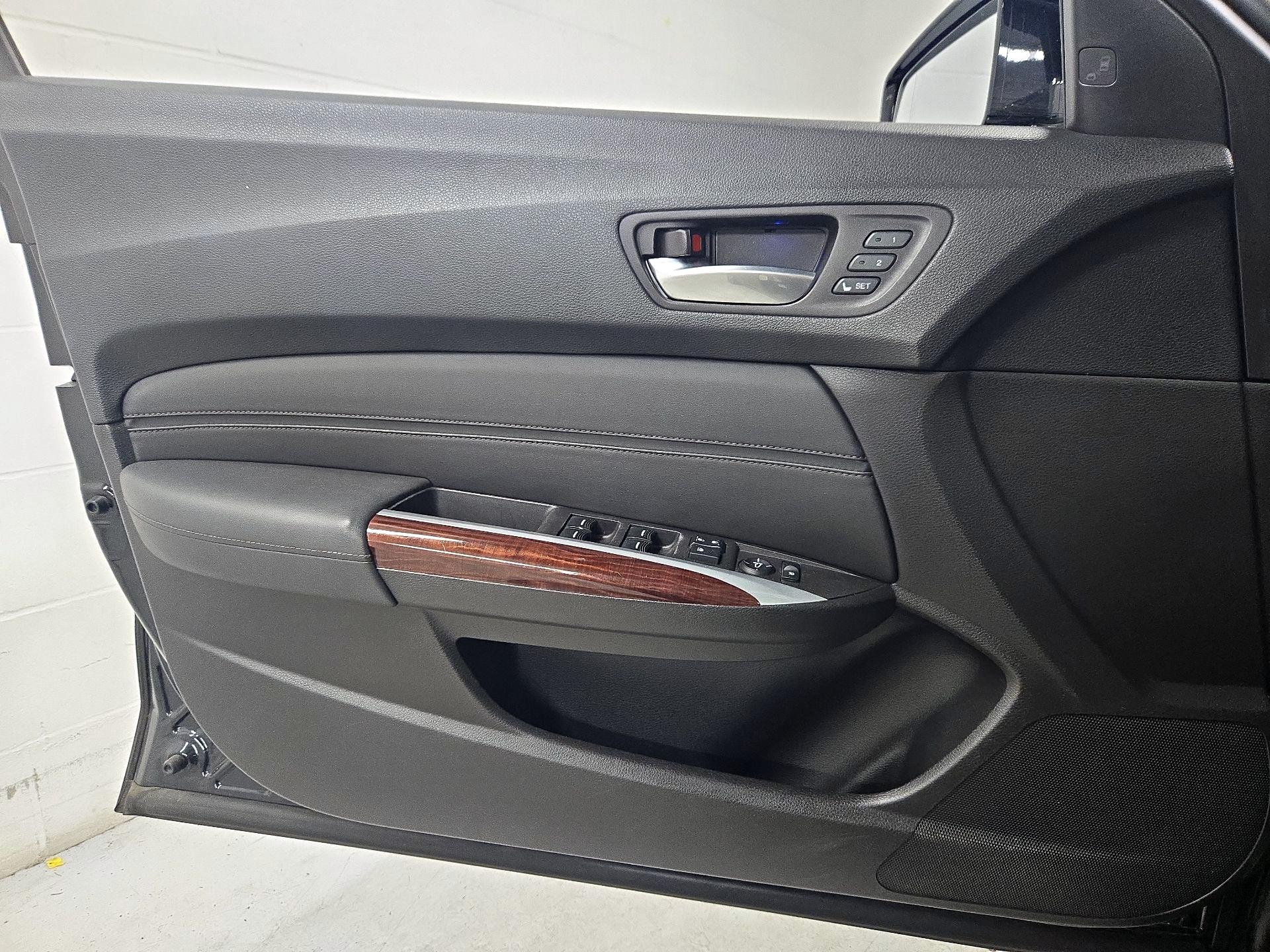 Thumbnail: 2015 Acura TLX - 12