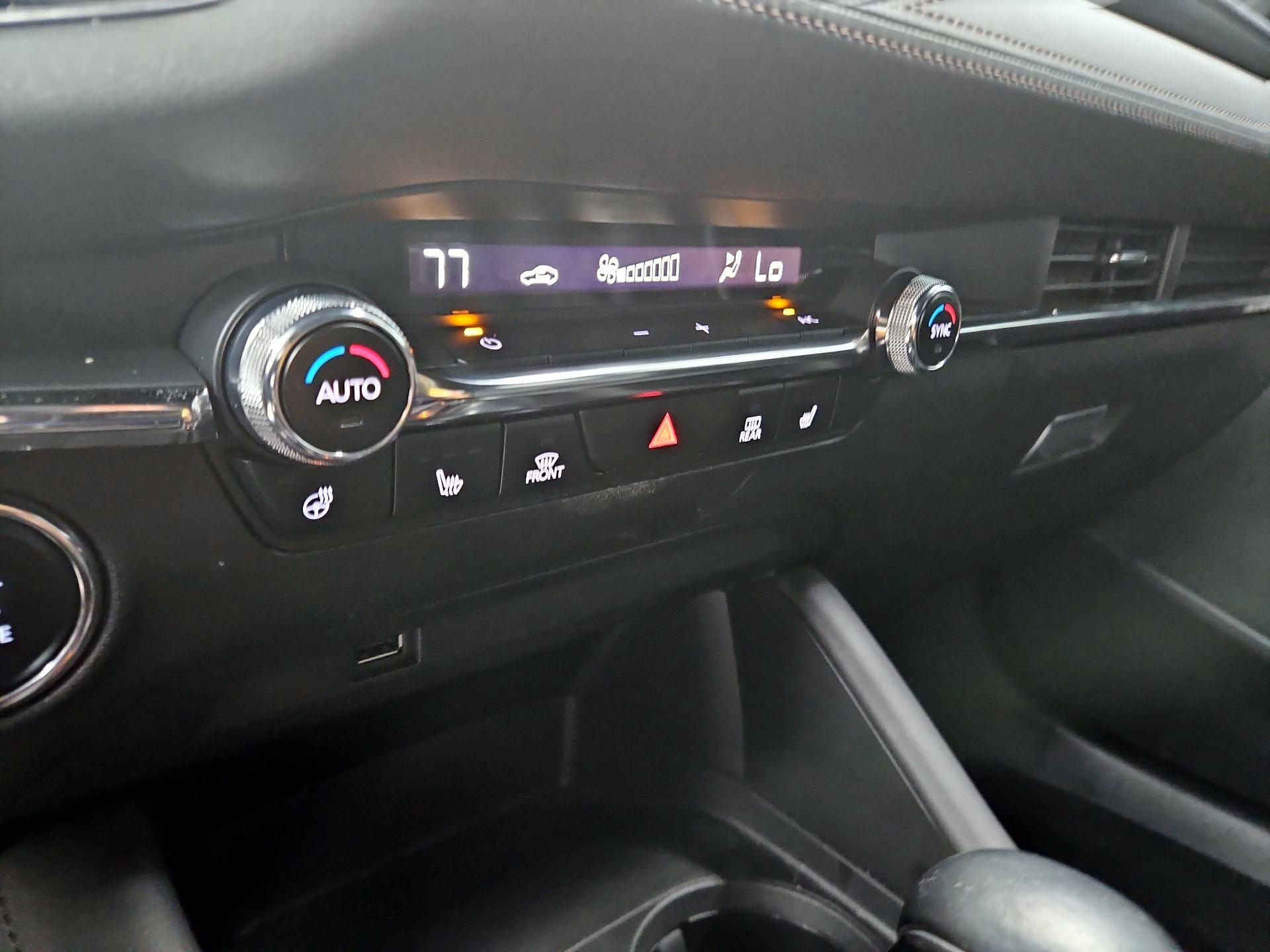 Thumbnail: 2021 Mazda Mazda3 - 16