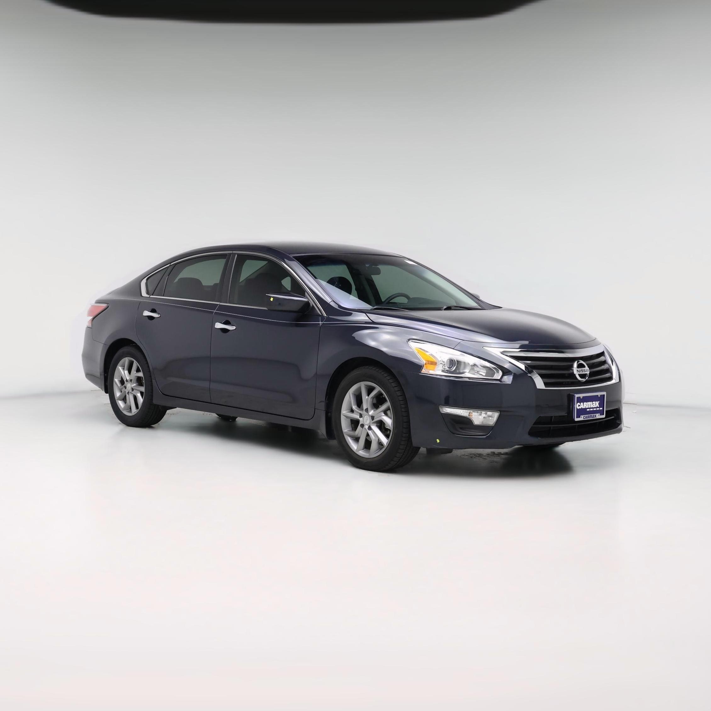 Thumbnail: 2015 Nissan Altima - 1