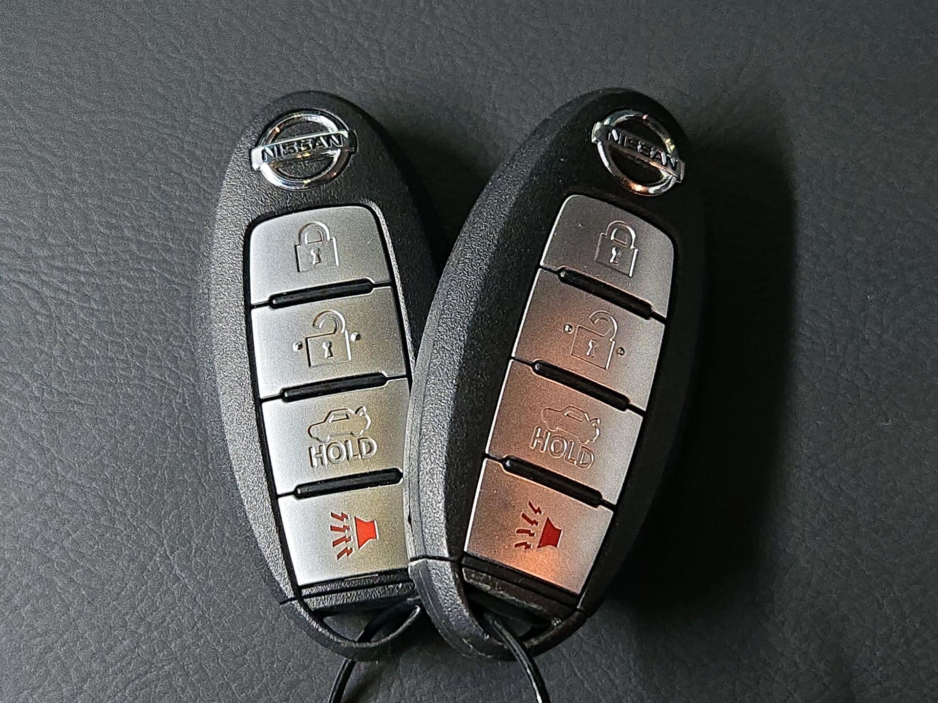 Thumbnail: 2015 Nissan Altima - 20