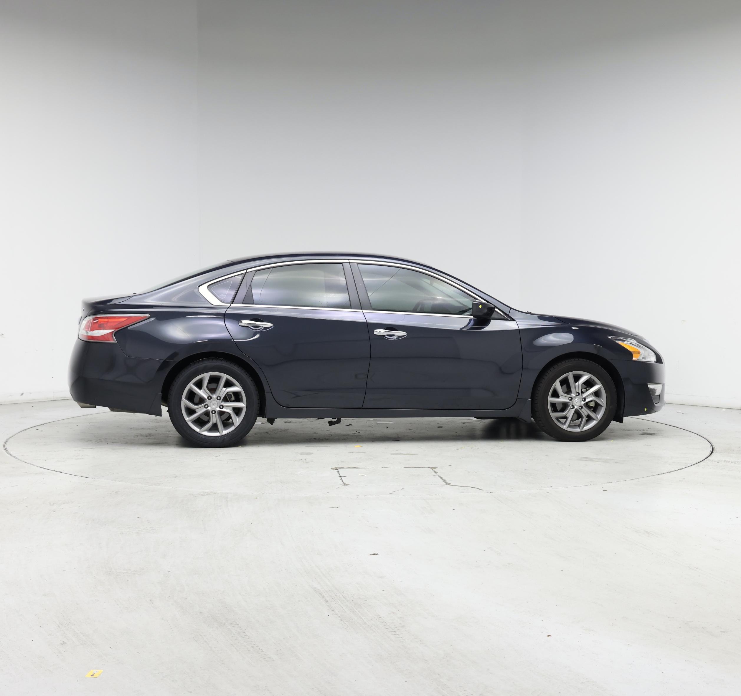 Thumbnail: 2015 Nissan Altima - 7