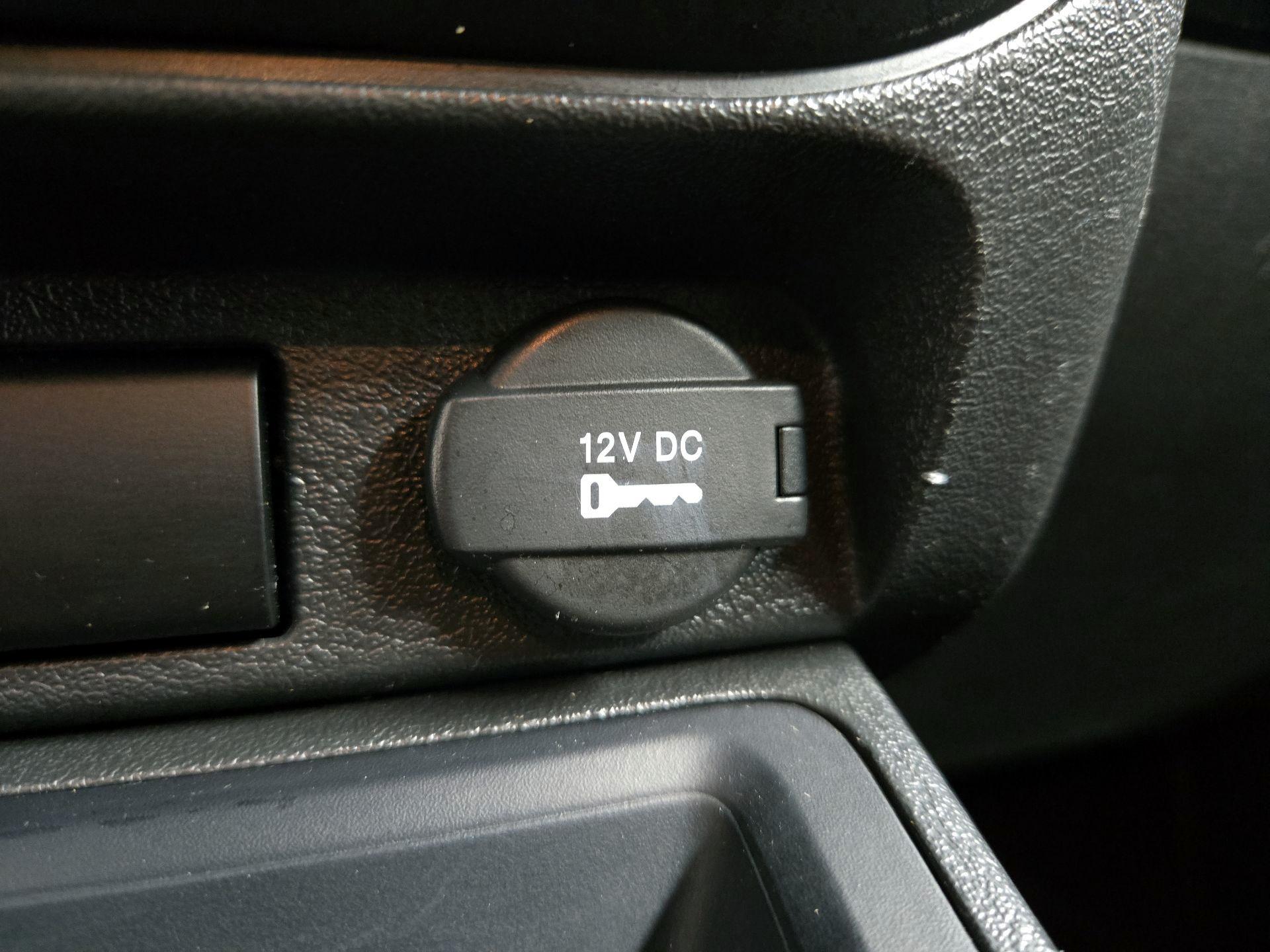 Thumbnail: 2014 Jeep Patriot - 16