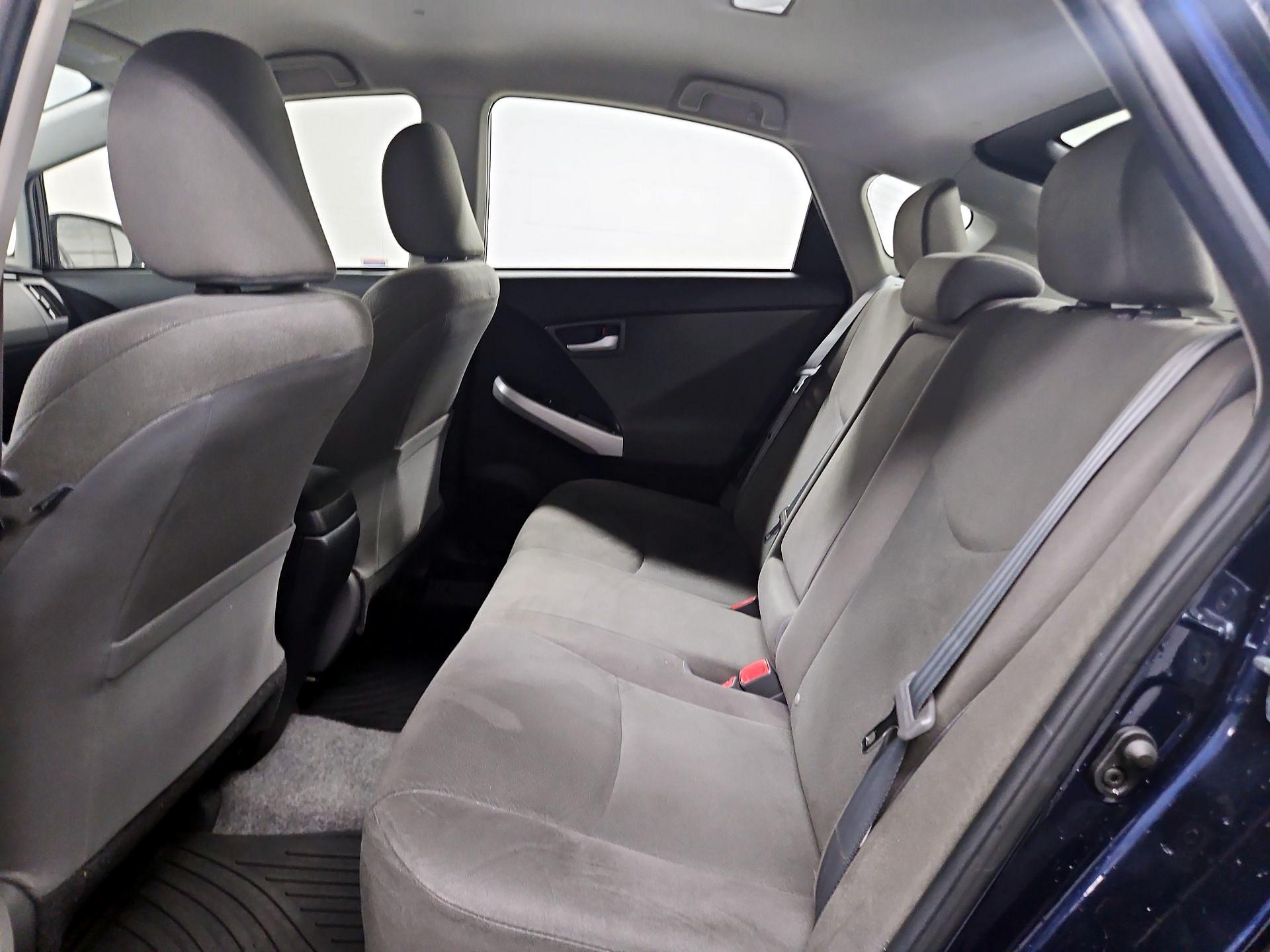 Thumbnail: 2015 Toyota Prius - 19