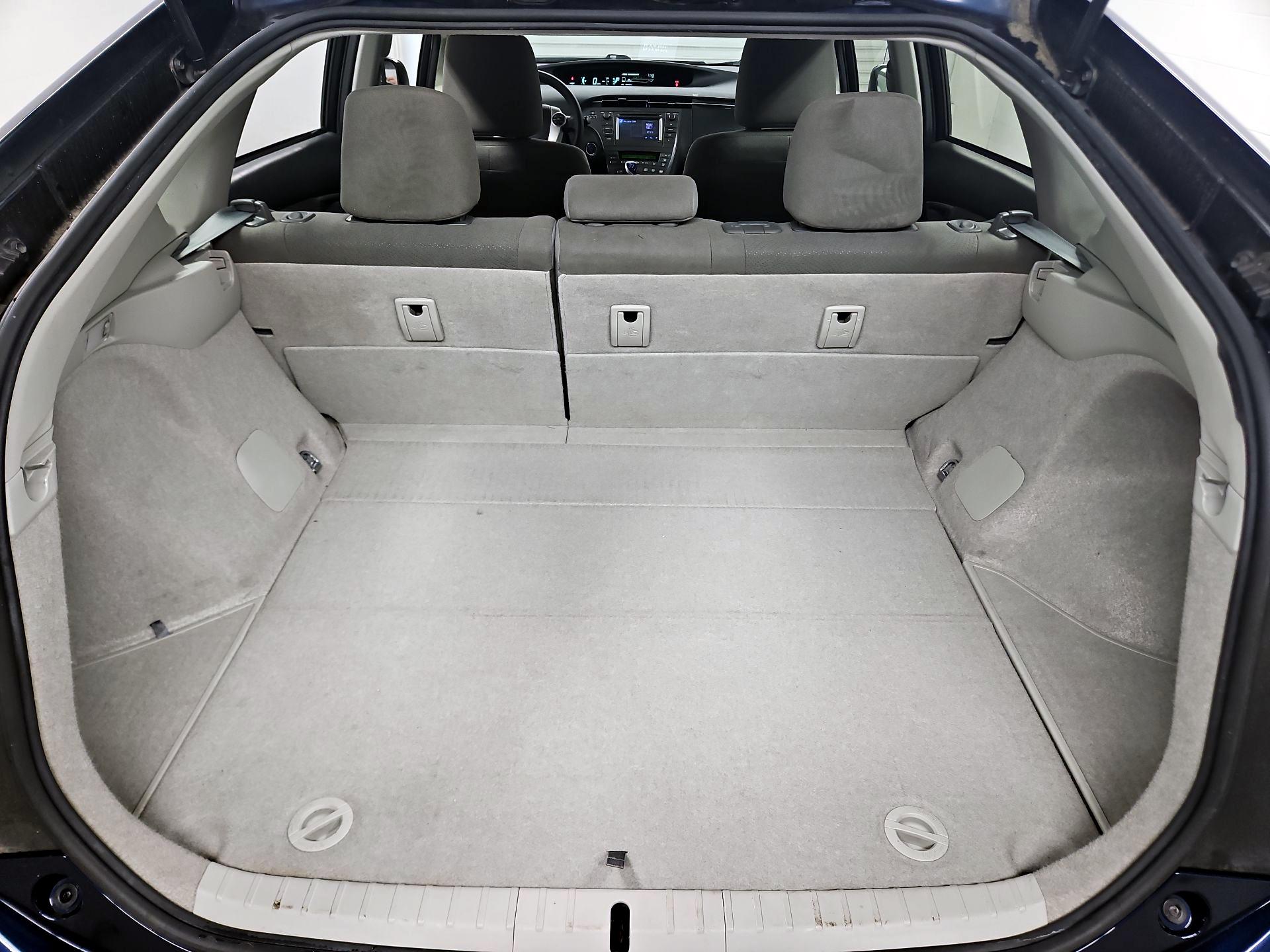 Thumbnail: 2015 Toyota Prius - 20
