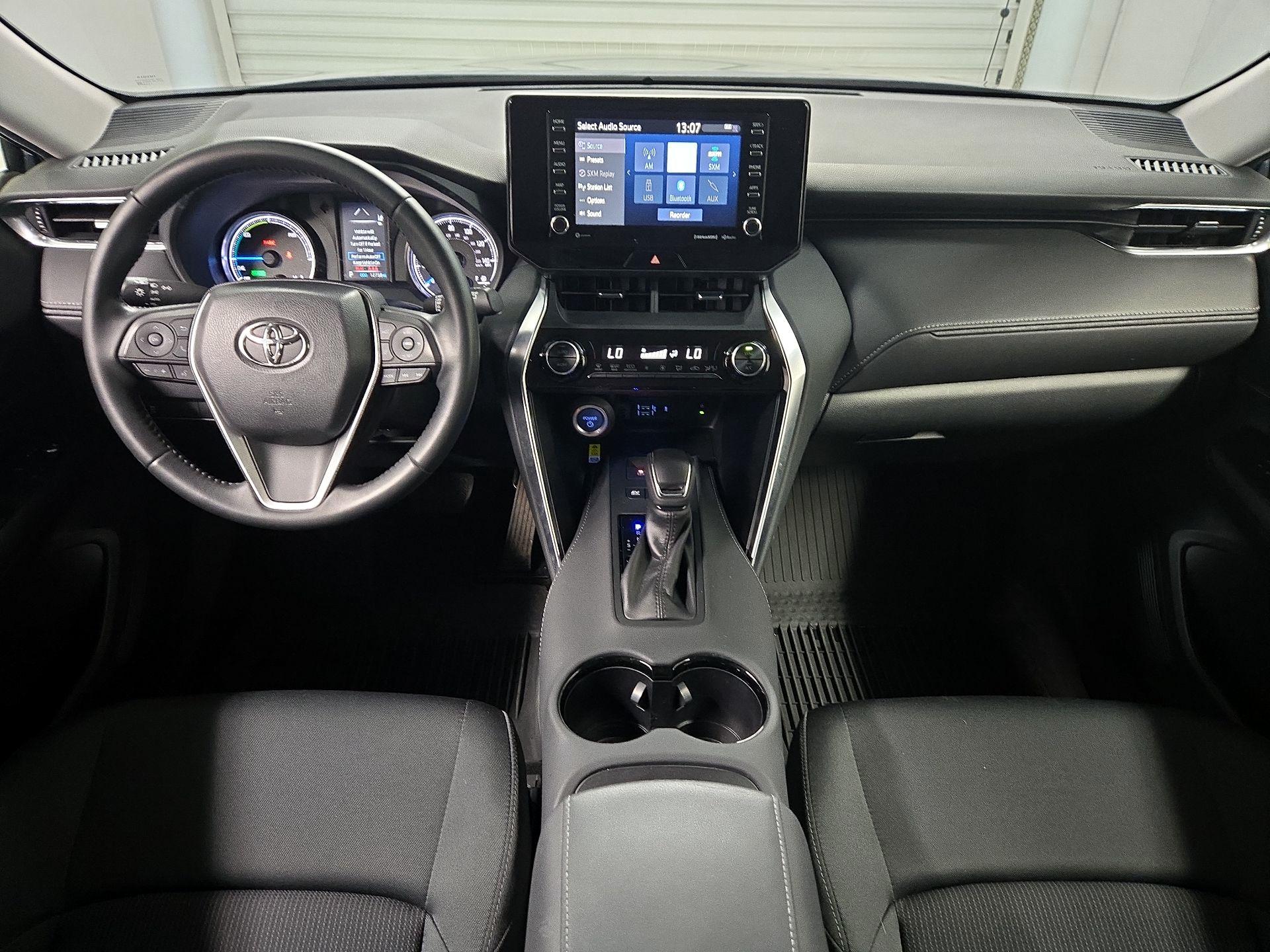 Thumbnail: 2022 Toyota Venza - 9