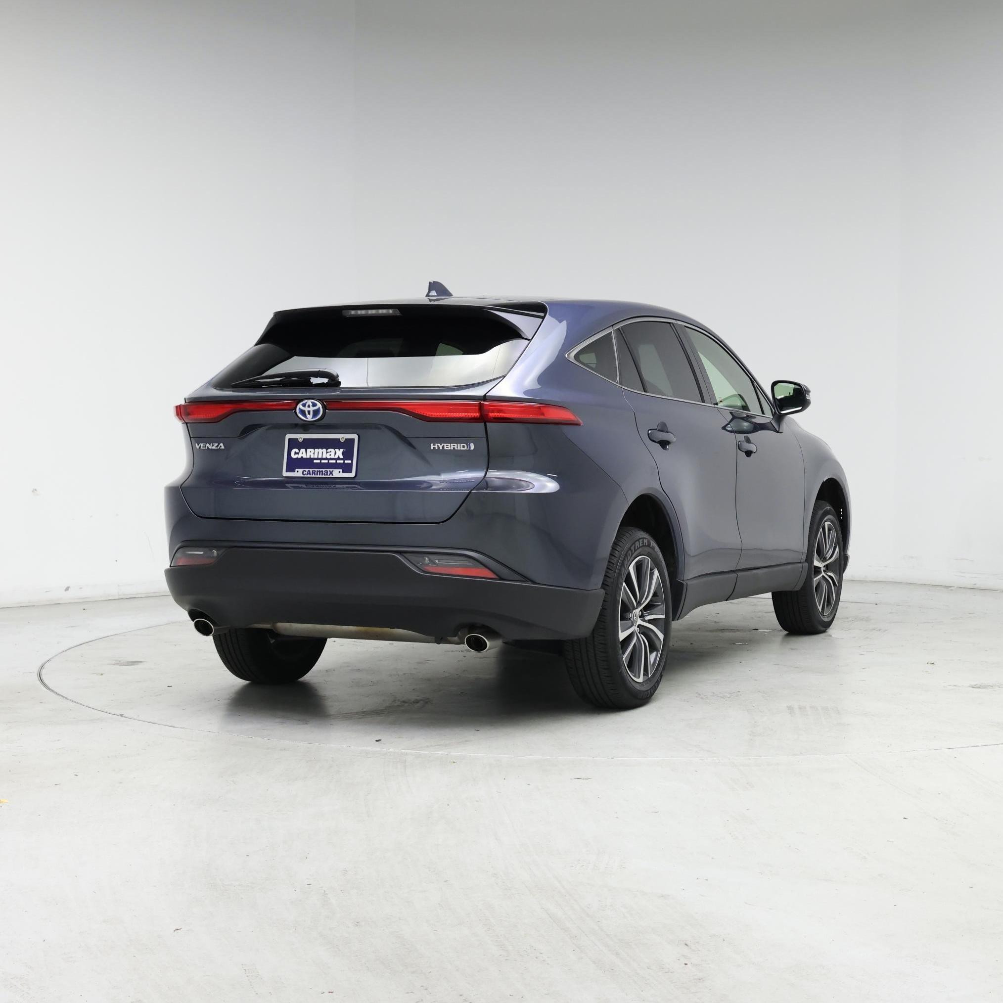 Thumbnail: 2022 Toyota Venza - 8