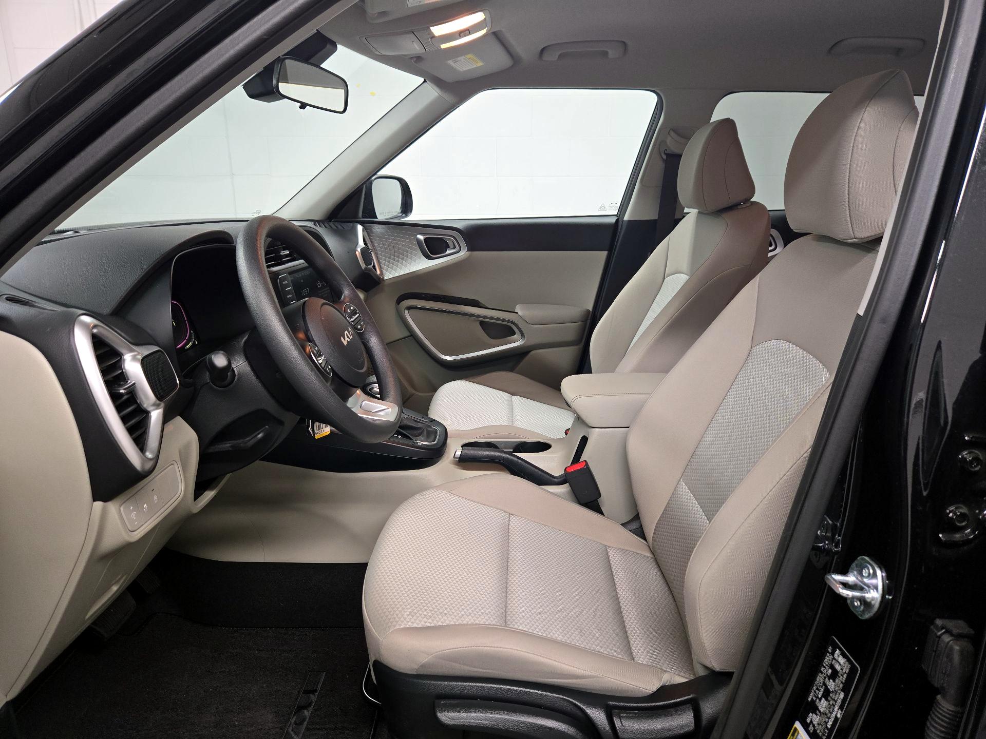 Thumbnail: 2024 Kia Soul - 11