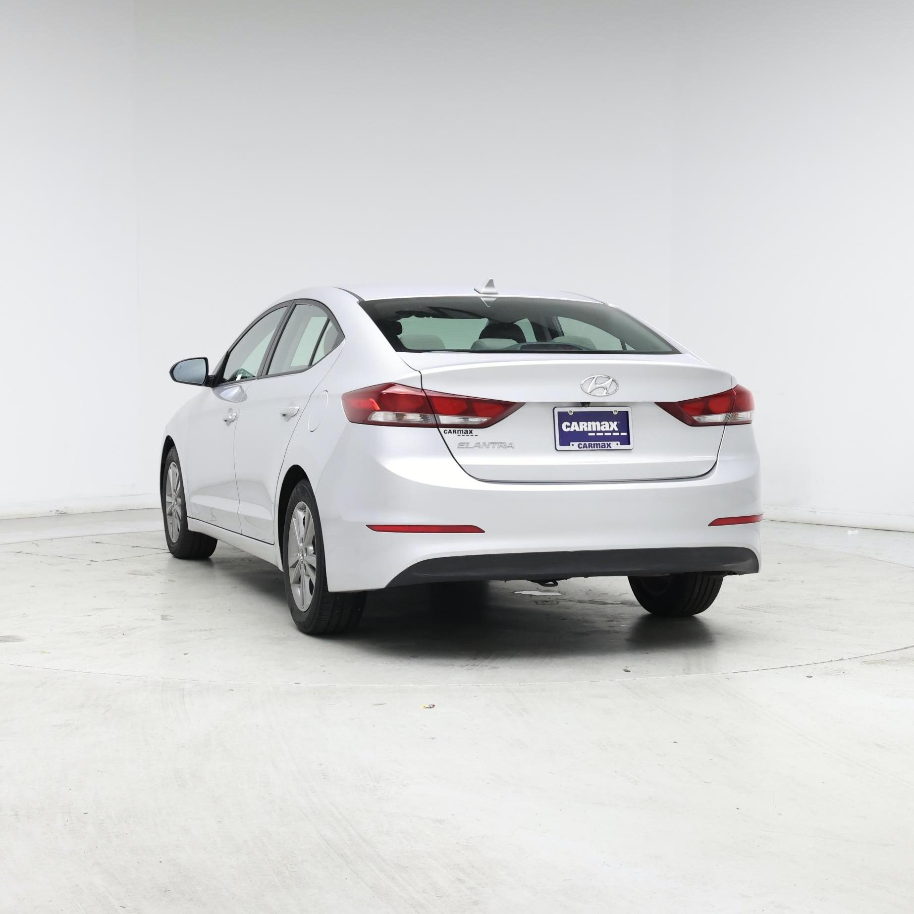 Thumbnail: 2018 Hyundai Elantra - 6