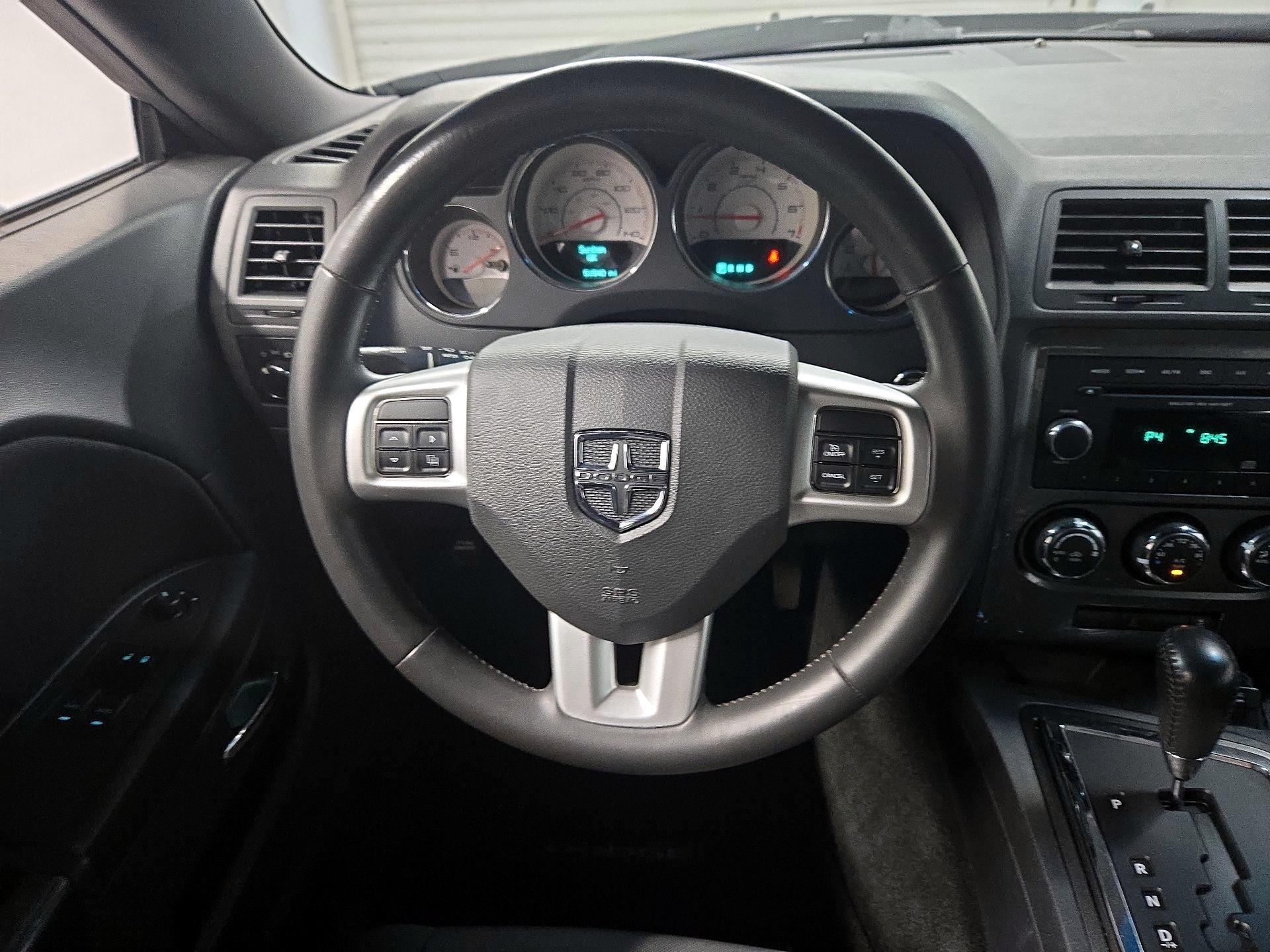 Thumbnail: 2014 Dodge Challenger - 10