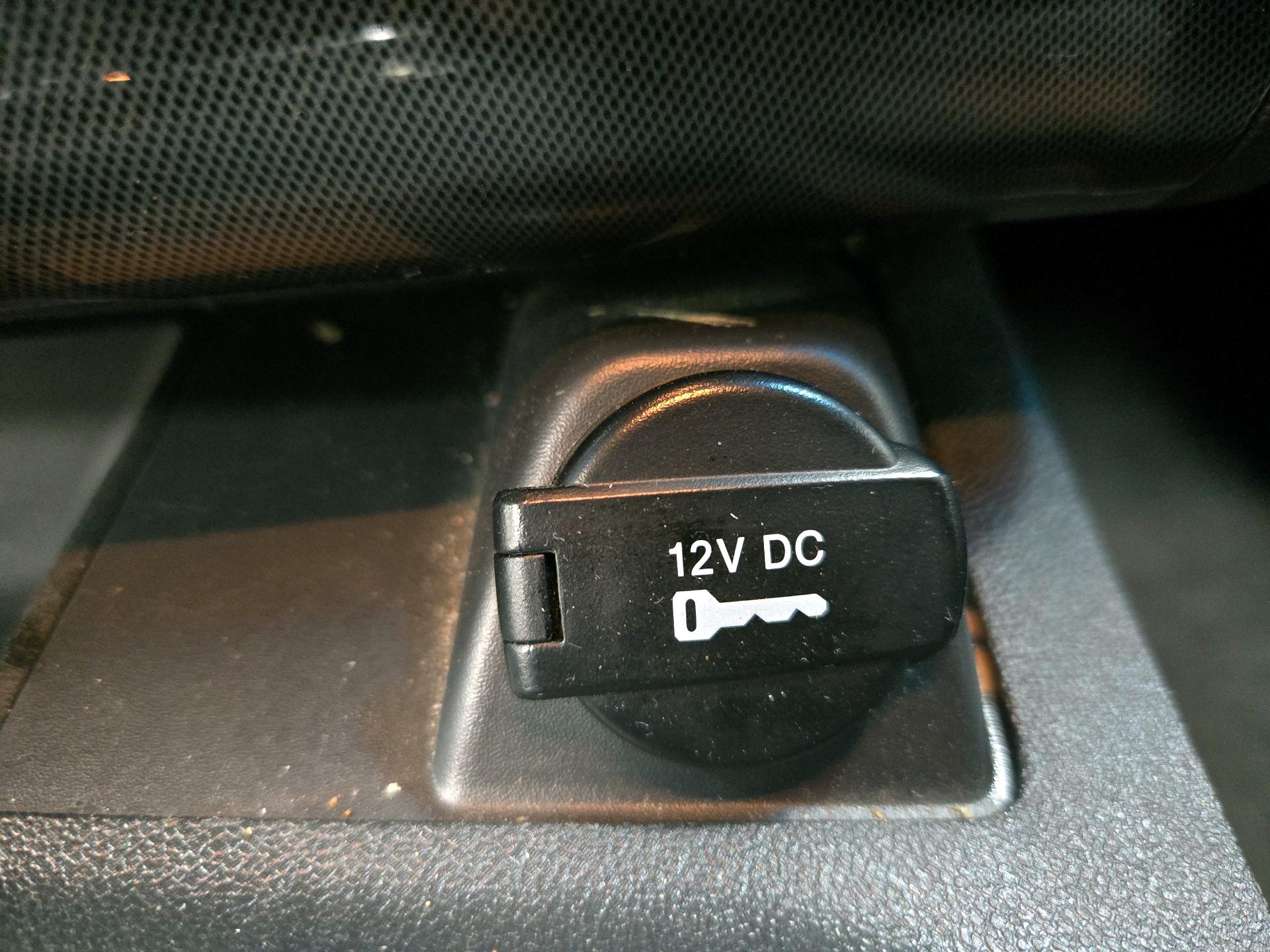 Thumbnail: 2014 Dodge Challenger - 17